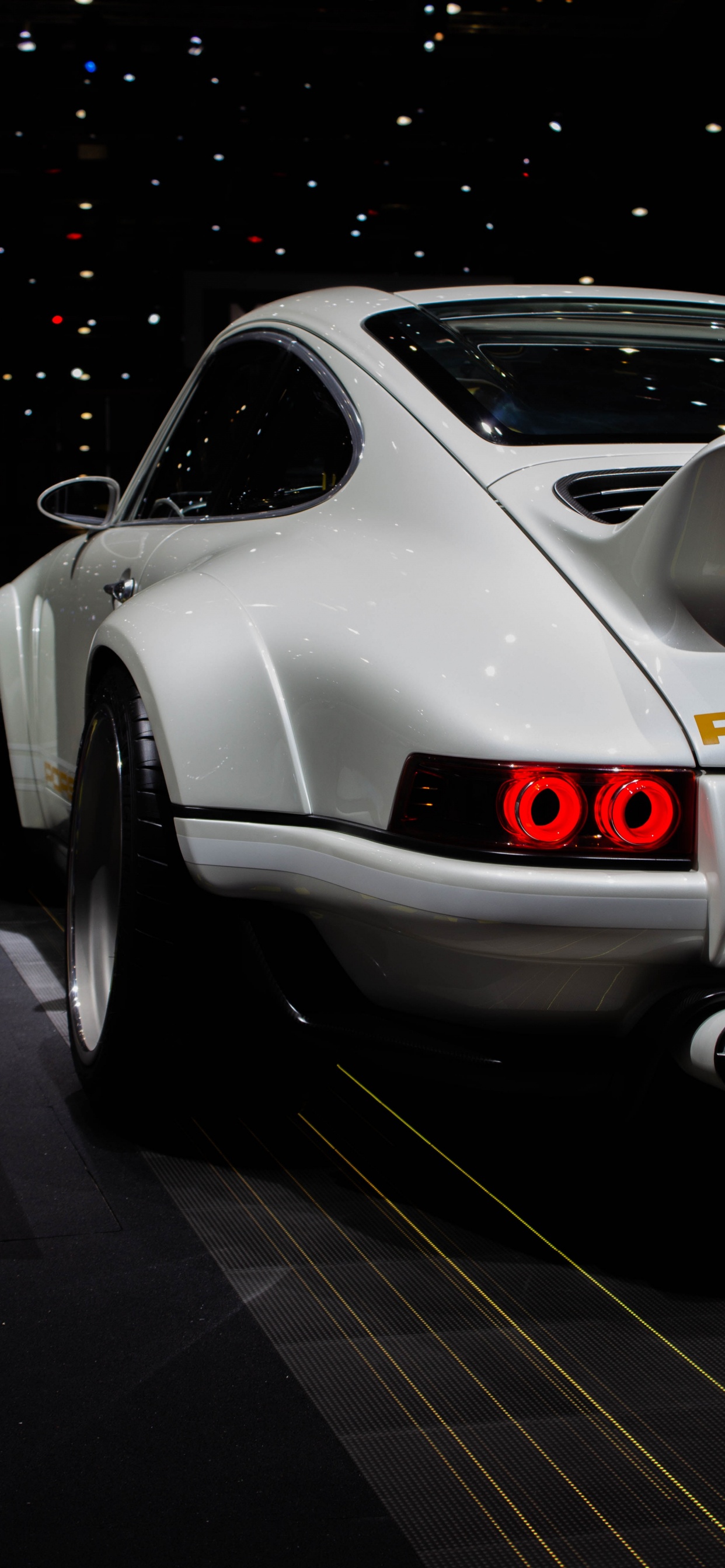 Обои Порше 911, Порше, спорткар, суперкар, кузов купе в разрешении 1242x2688