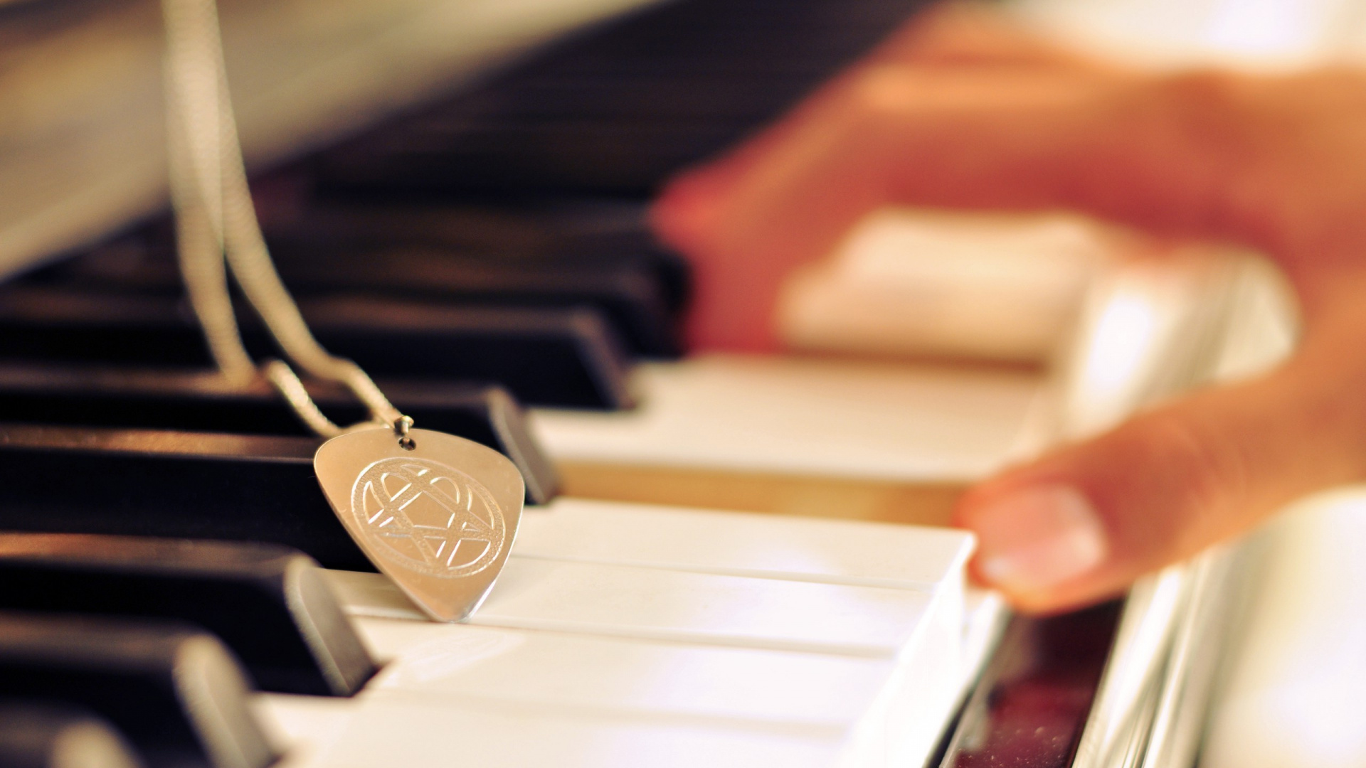 Обои фортепьяно, клавиатура, электрическое пианино, музыка в разрешении 1920x1080