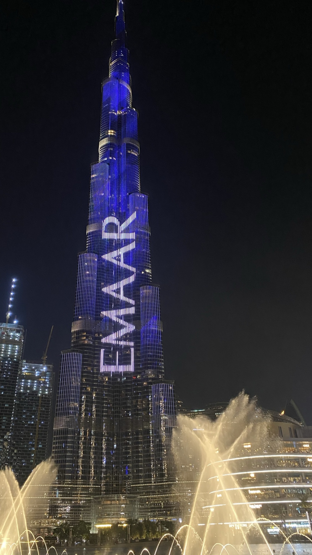 Обои Дубай, Бурдж Халифа, небоскреб, ночь, город в разрешении 1080x1920