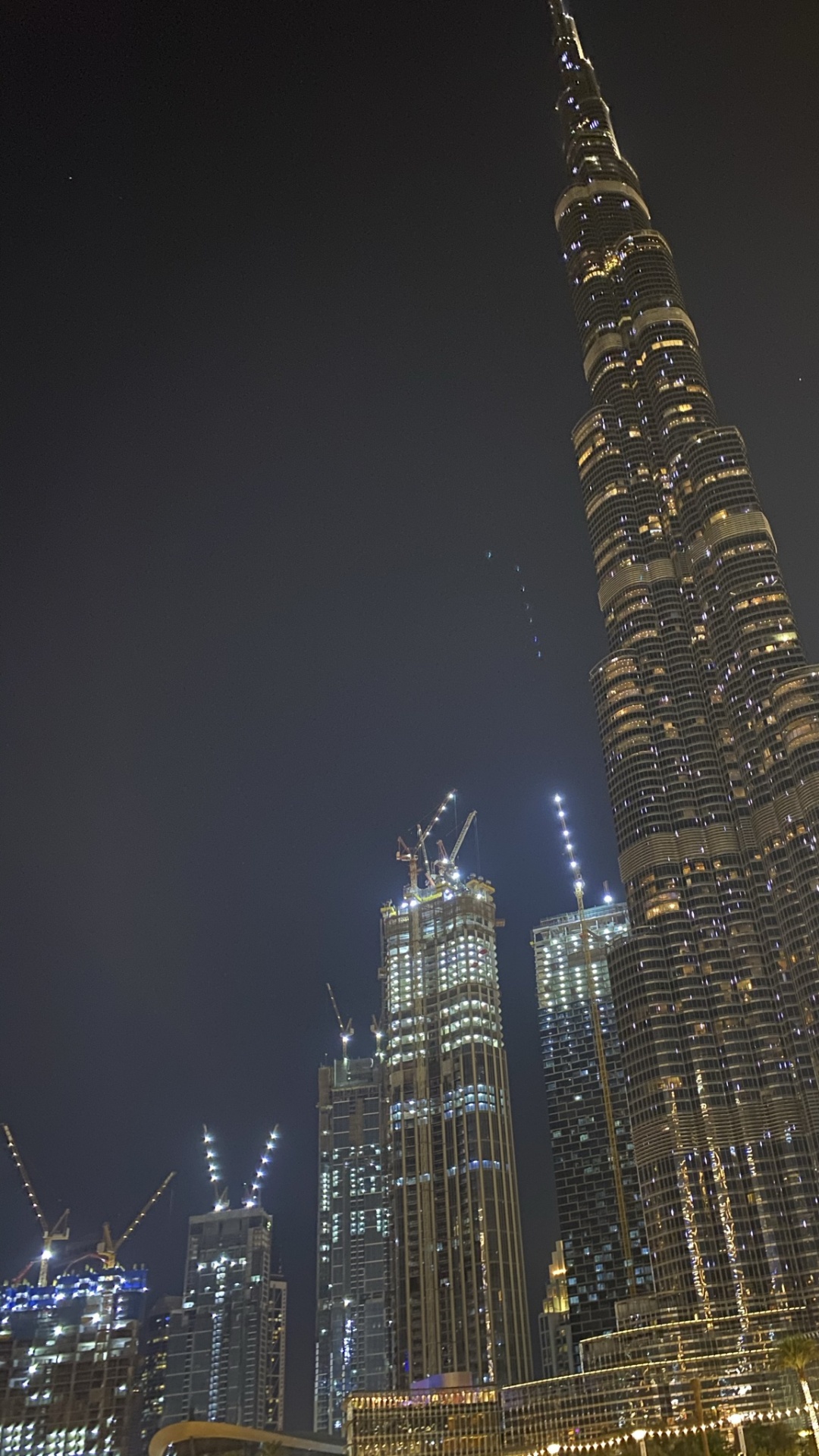 Обои Дубай, Бурдж Халифа, небоскреб, ночь, башня в разрешении 1080x1920