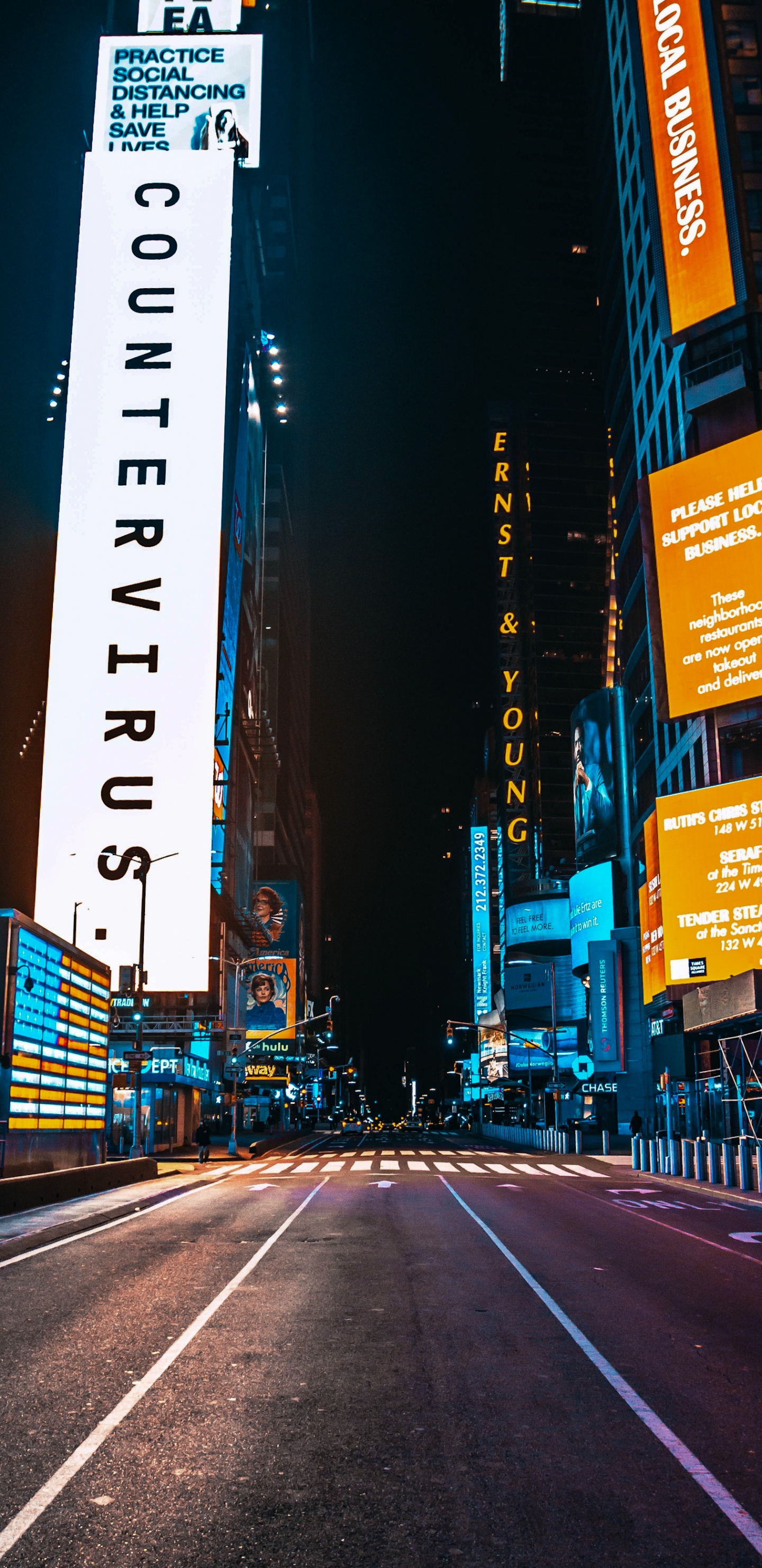 Обои здание, небоскреб, дневное время, свет, инфраструктура в разрешении 1440x2960