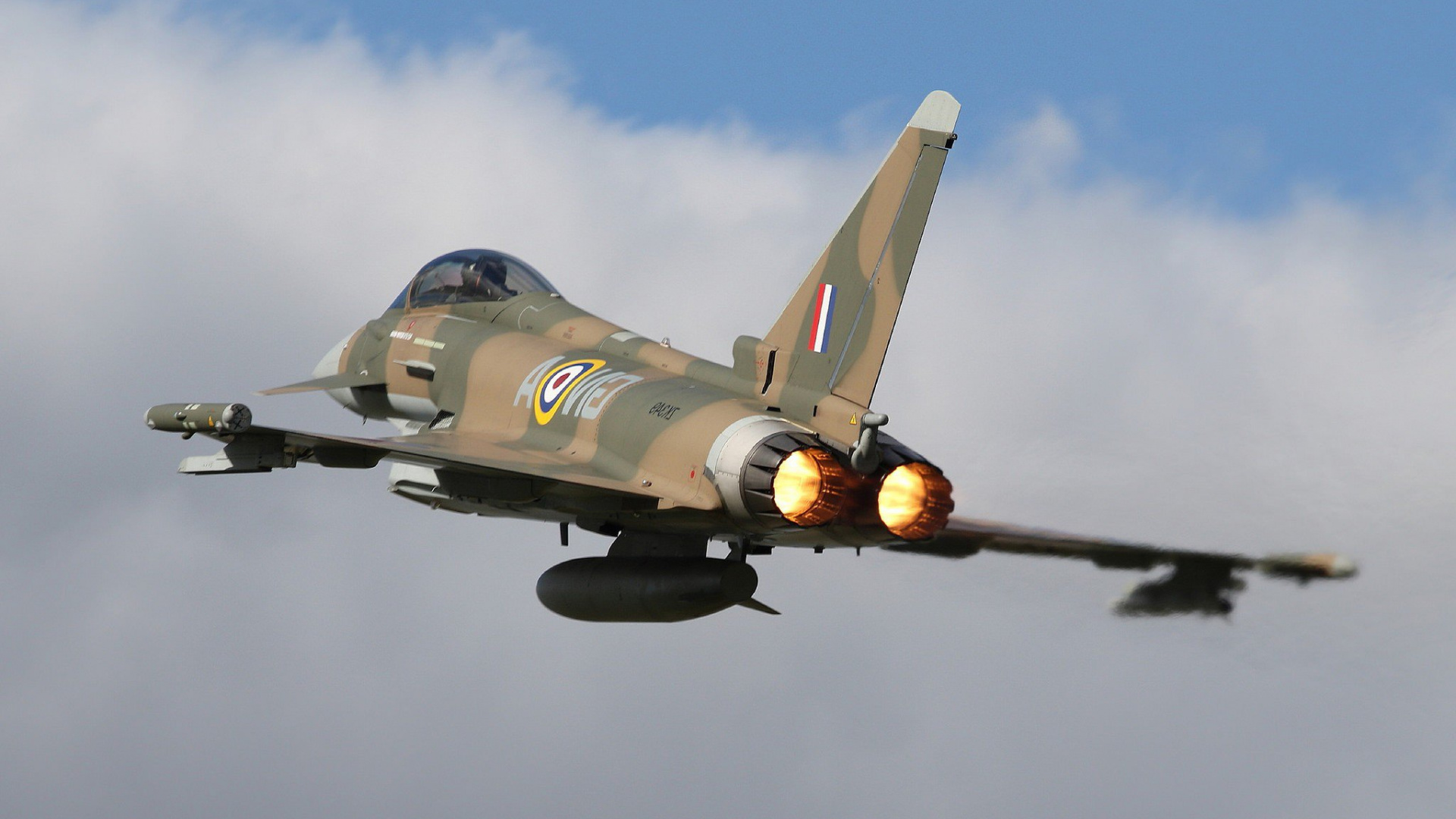 Обои Еврофайтер Тайфун, самолеты, военный самолет, реактивный самолет, воздушные силы в разрешении 1920x1080