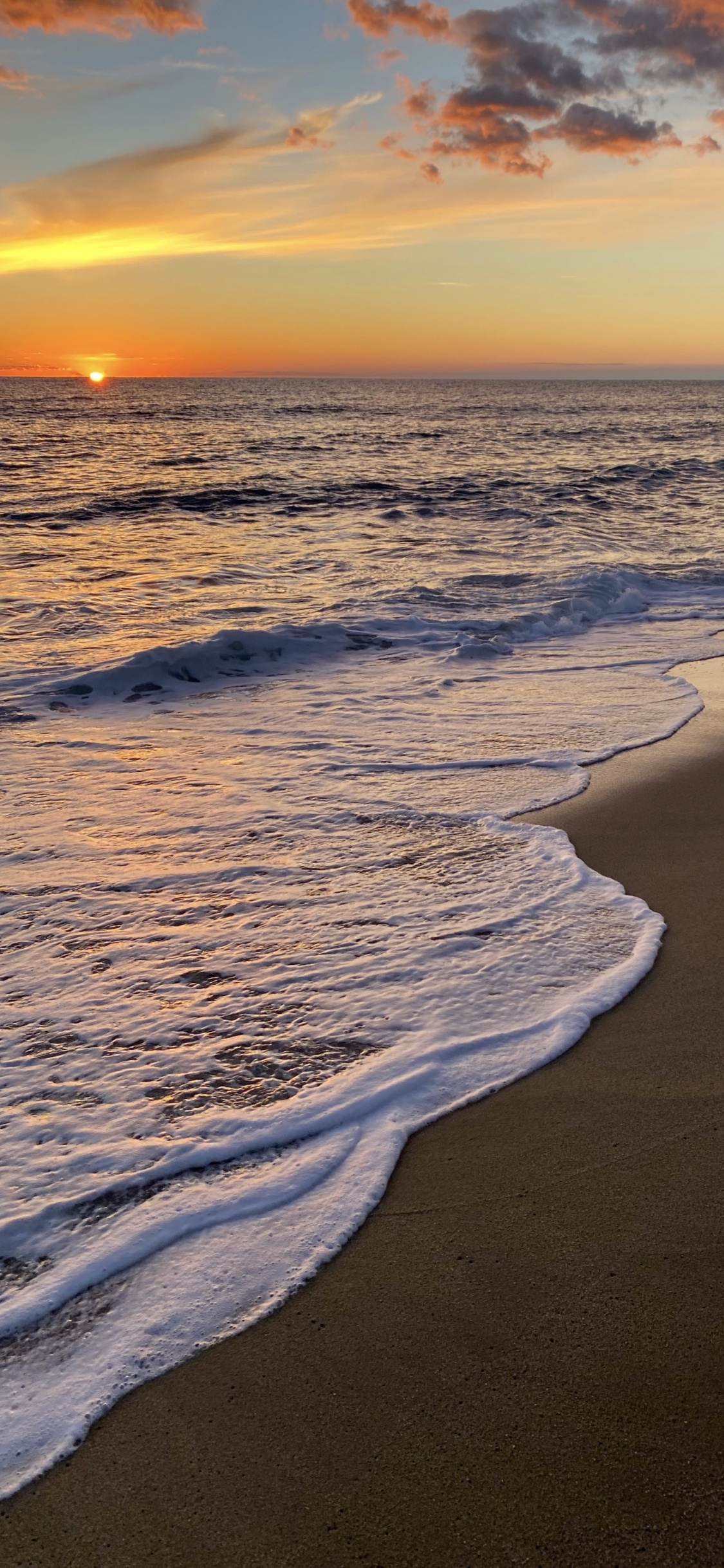 Обои море, океан, прилив, физика, вода в разрешении 1125x2436