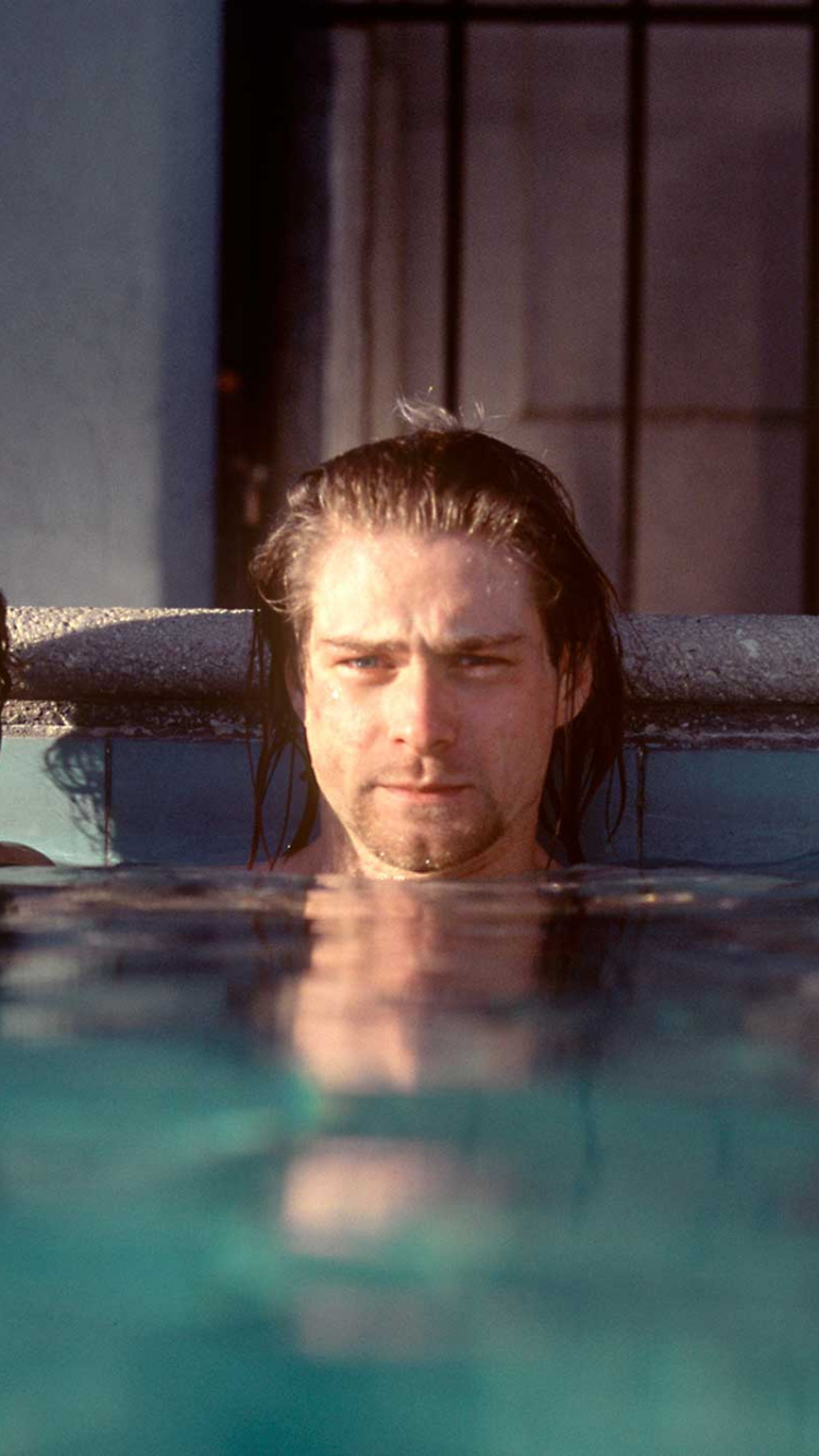 Обои Дэйв Грол, нирвана, Фигу, забава, вода в разрешении 750x1334