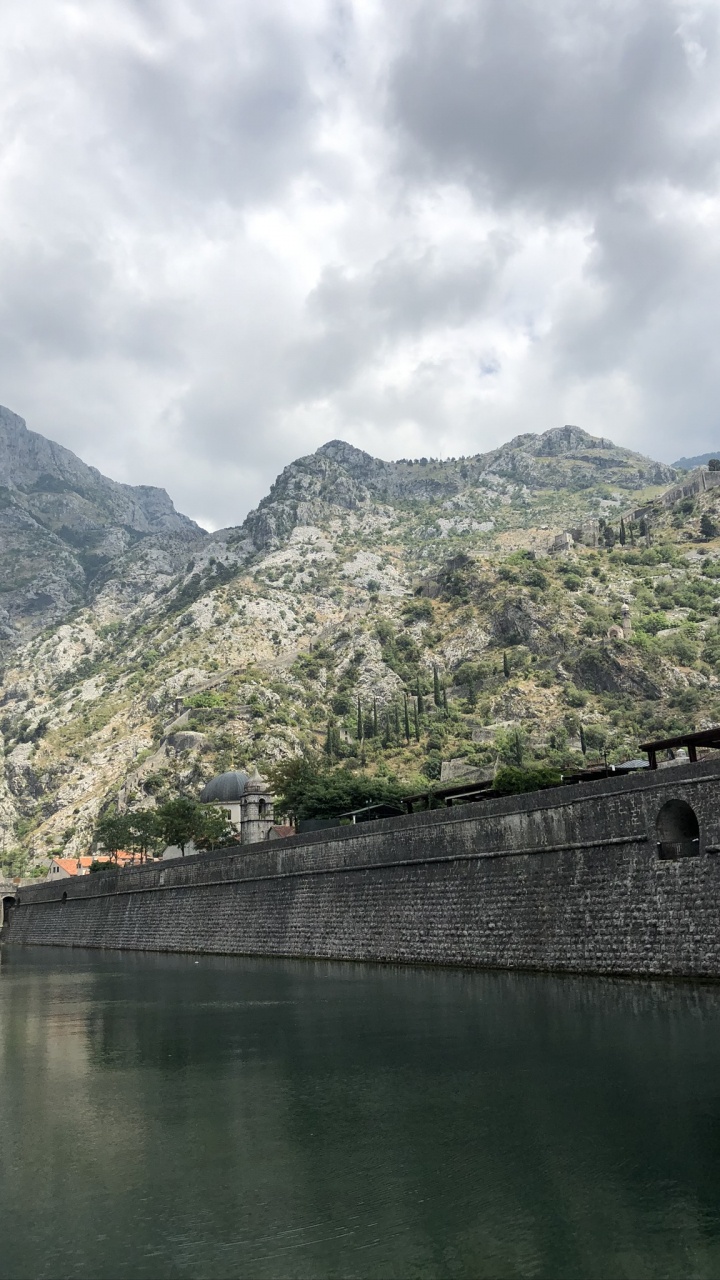 Обои Кампана башня, пейзажи гор, фьорд, гидроресурсы, вода в разрешении 720x1280