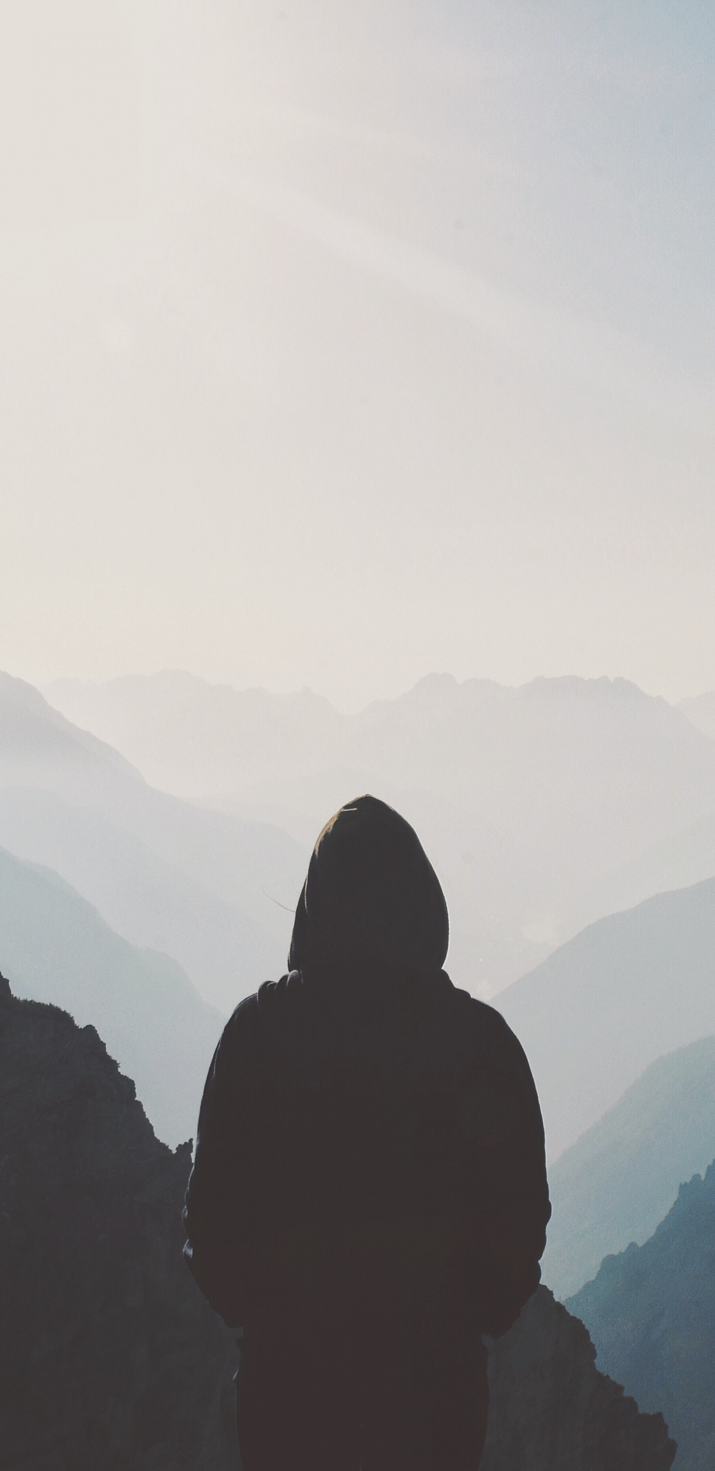 Обои горный рельеф, гора, горная станция, облако, холм в разрешении 1440x2960