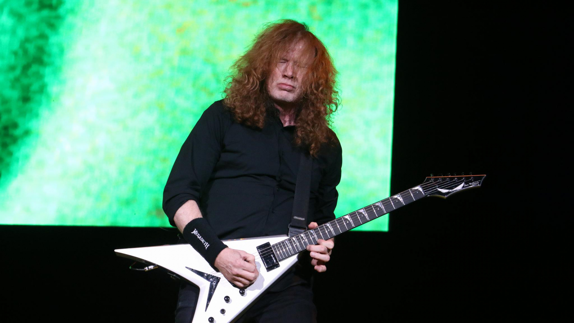 Обои музыкальный исполнитель, басгитара, электрогитара, гитара, струнный инструмент в разрешении 1920x1080