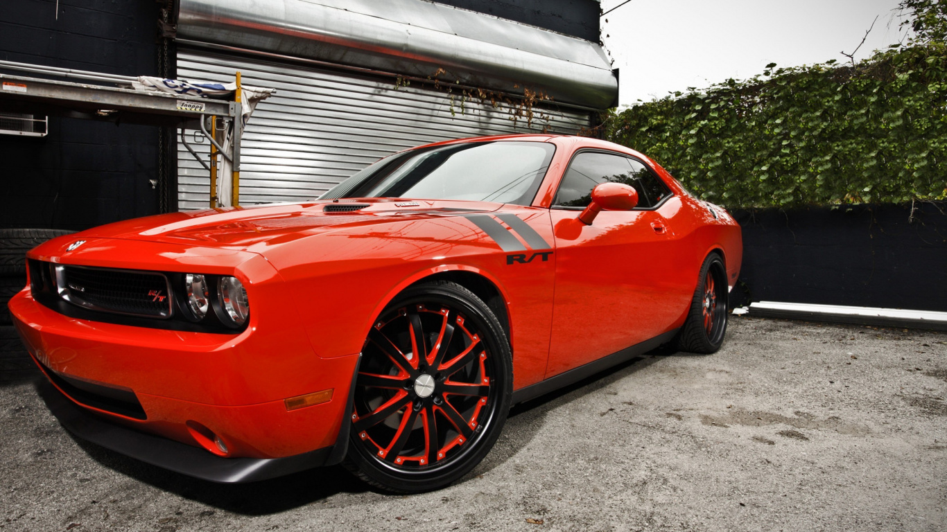 Обои dodge, авто, шина, мускул кар, обод в разрешении 1366x768