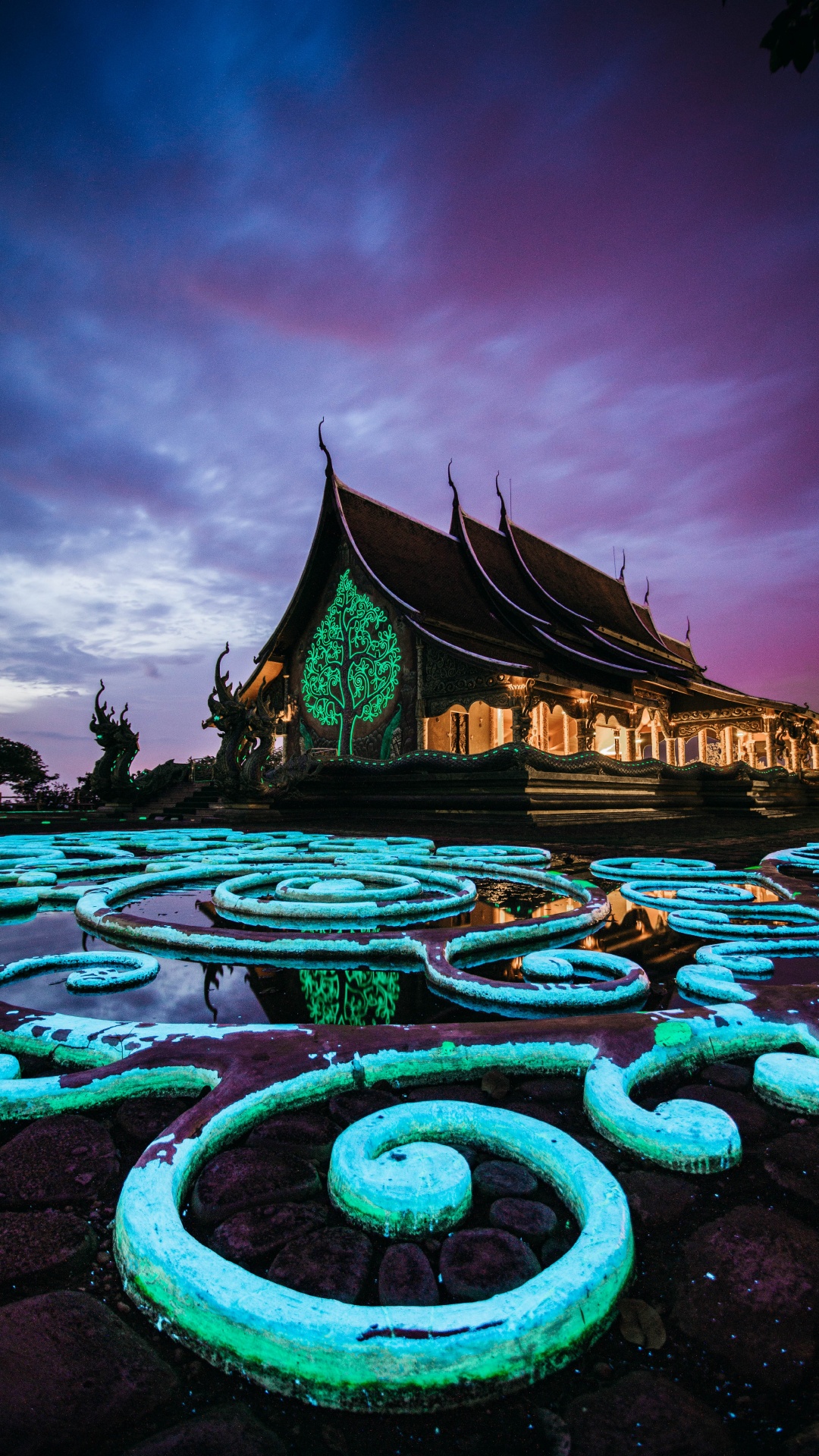 Обои ночь, иллюстрация, отражение, мир, вода в разрешении 1080x1920