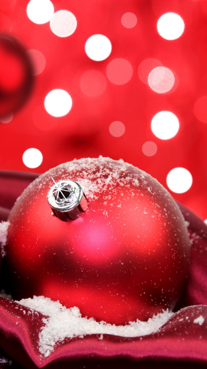 Обои елка, Рождественские украшения, Рождественский день, крупный план, праздник в разрешении 720x1280