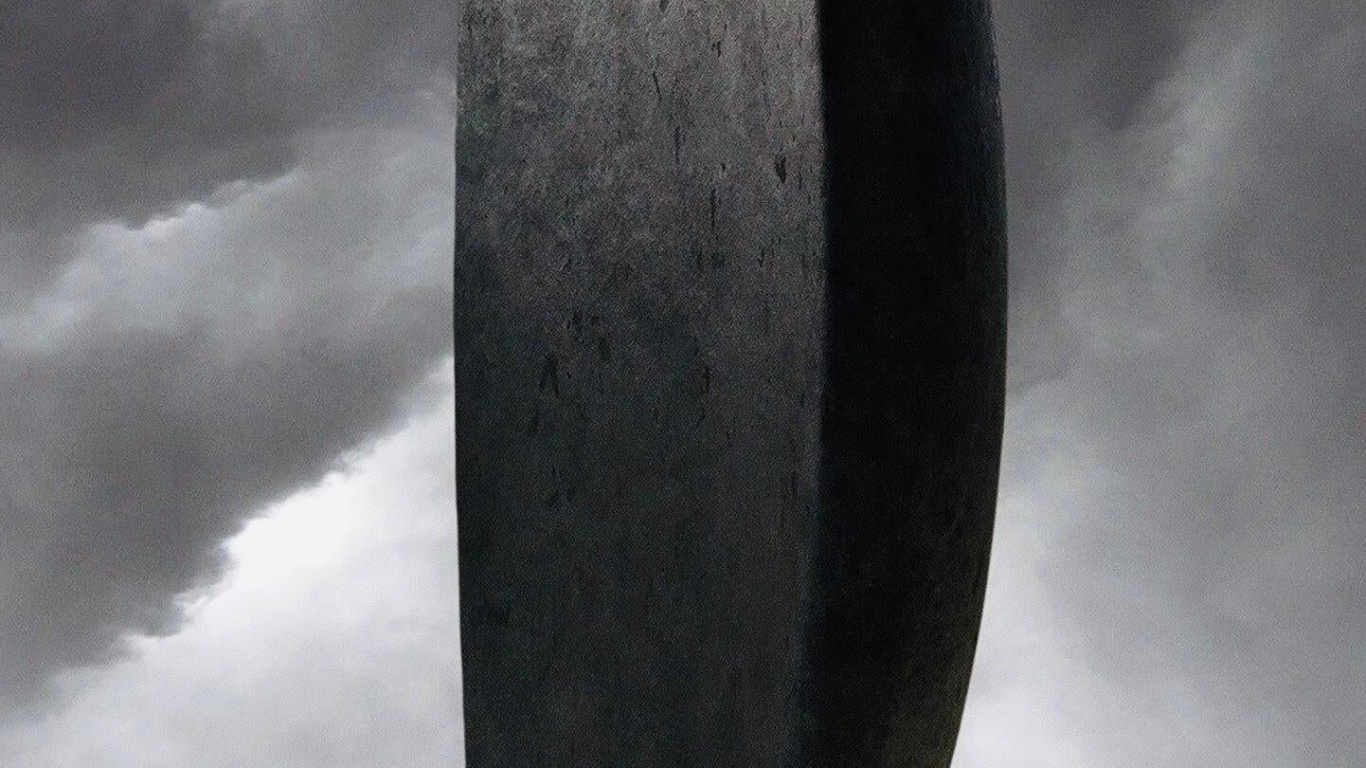 Обои вода, геометрия, облако, атмосфера, автомобильные шины в разрешении 1366x768