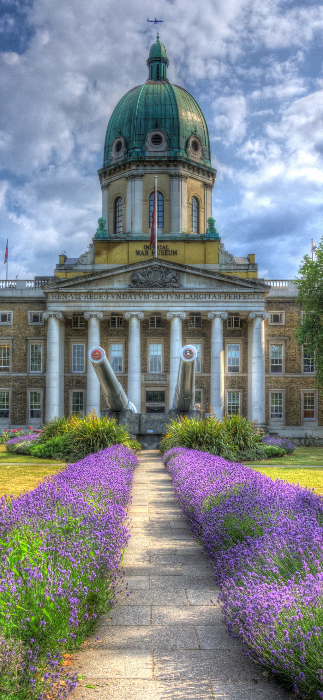 Обои имперский военный музей лаванды, Музей Лондона, музей, имперский военный музей, природа в разрешении 1125x2436