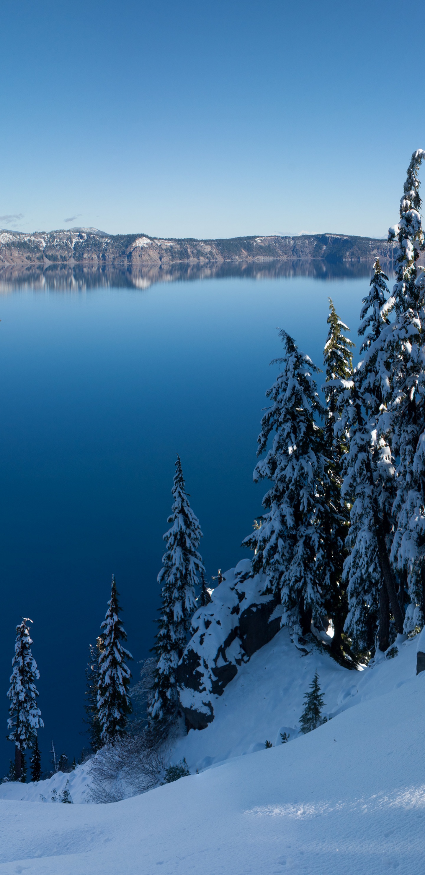 Обои озеро, снег, зима, природа, гора в разрешении 1440x2960