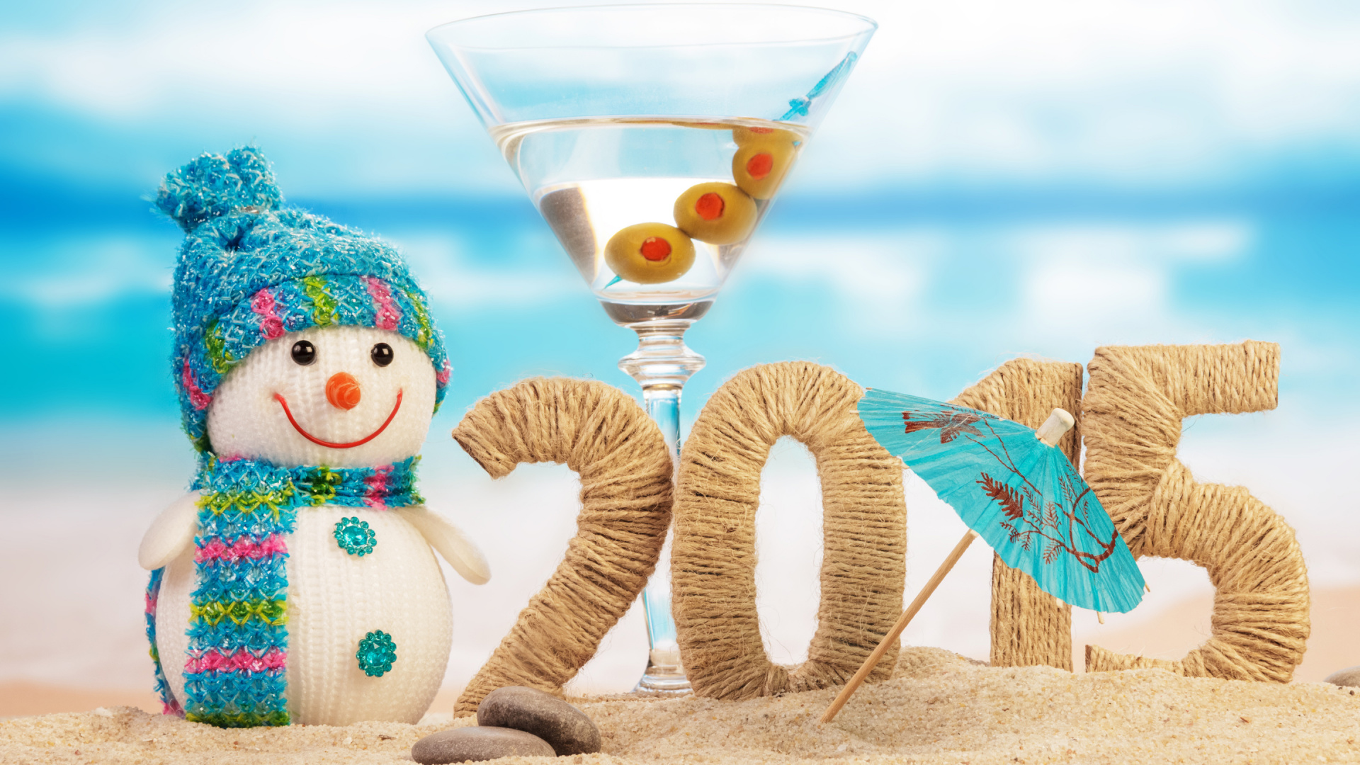 Обои Новый год, рюмки, стекло, канун Нового года, 2018 Новый год пляж в разрешении 1920x1080