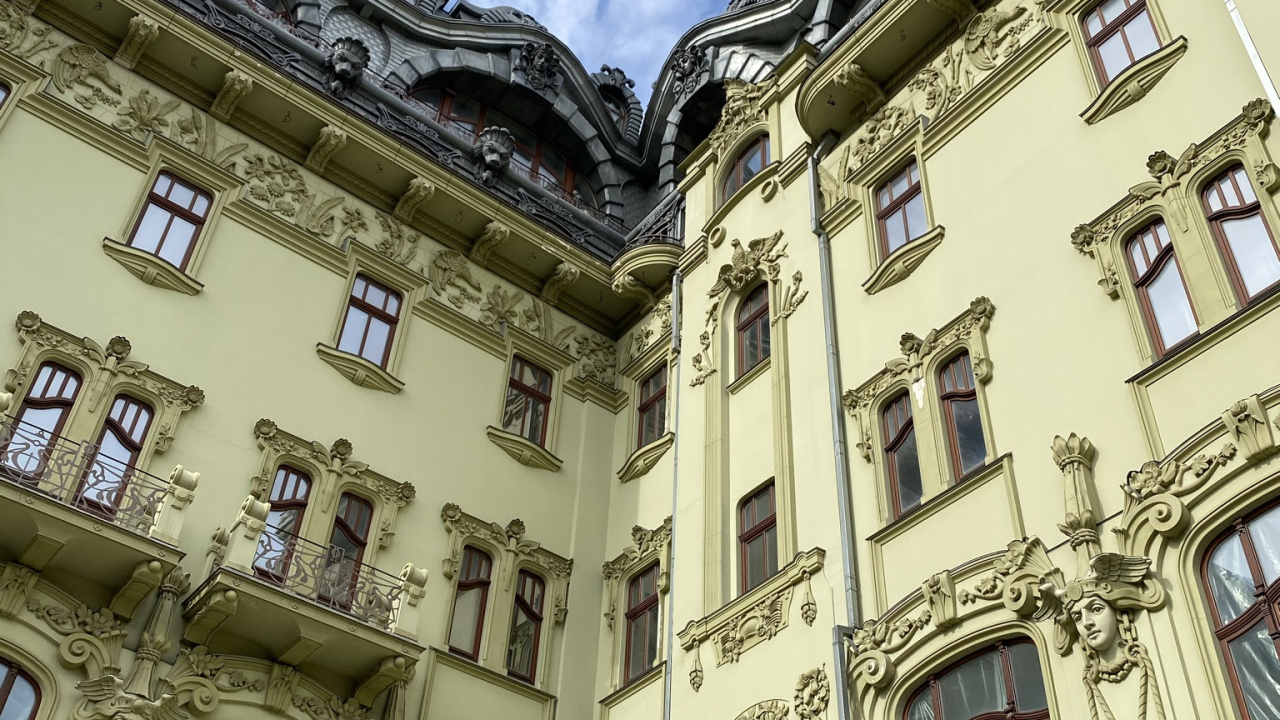 Обои ориентир, природа, синий, архитектура, освещение в разрешении 1280x720