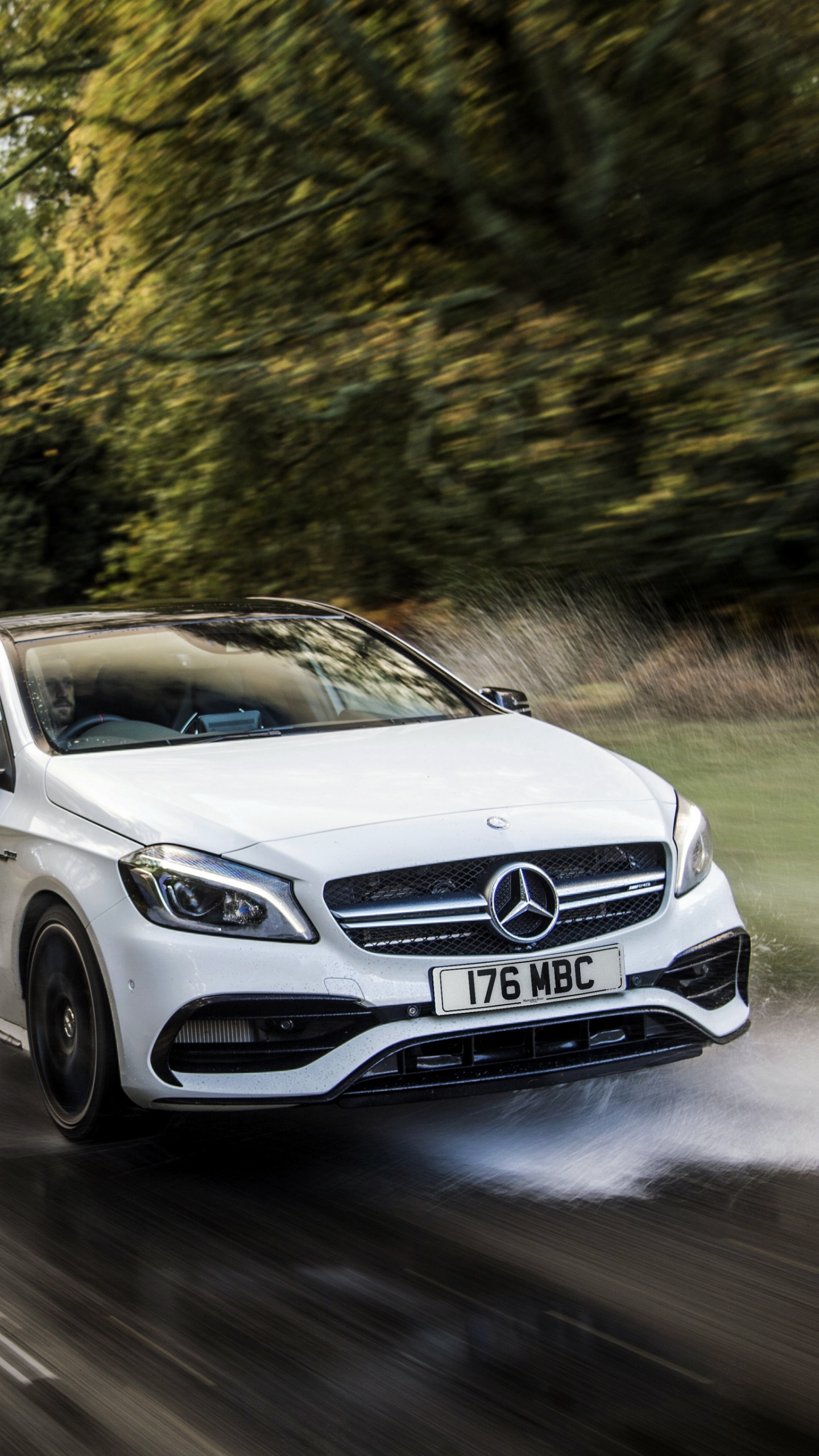 Обои авто, Мерседес-Бенц Вт 176, семейный автомобиль, Фольксваген гольф, автомобиль среднего размера в разрешении 1440x2560