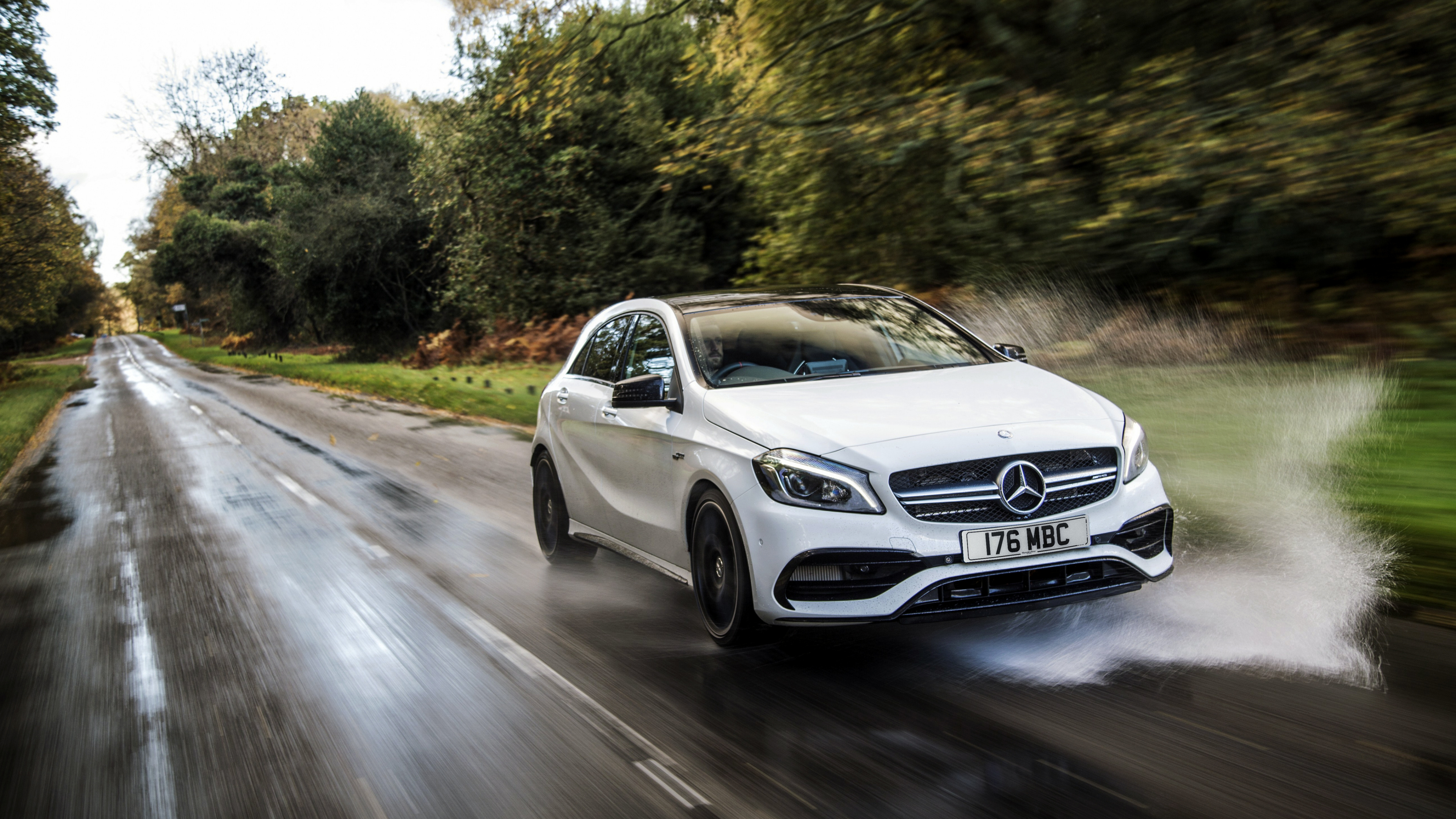 Обои авто, Мерседес-Бенц Вт 176, семейный автомобиль, Фольксваген гольф, автомобиль среднего размера в разрешении 3840x2160