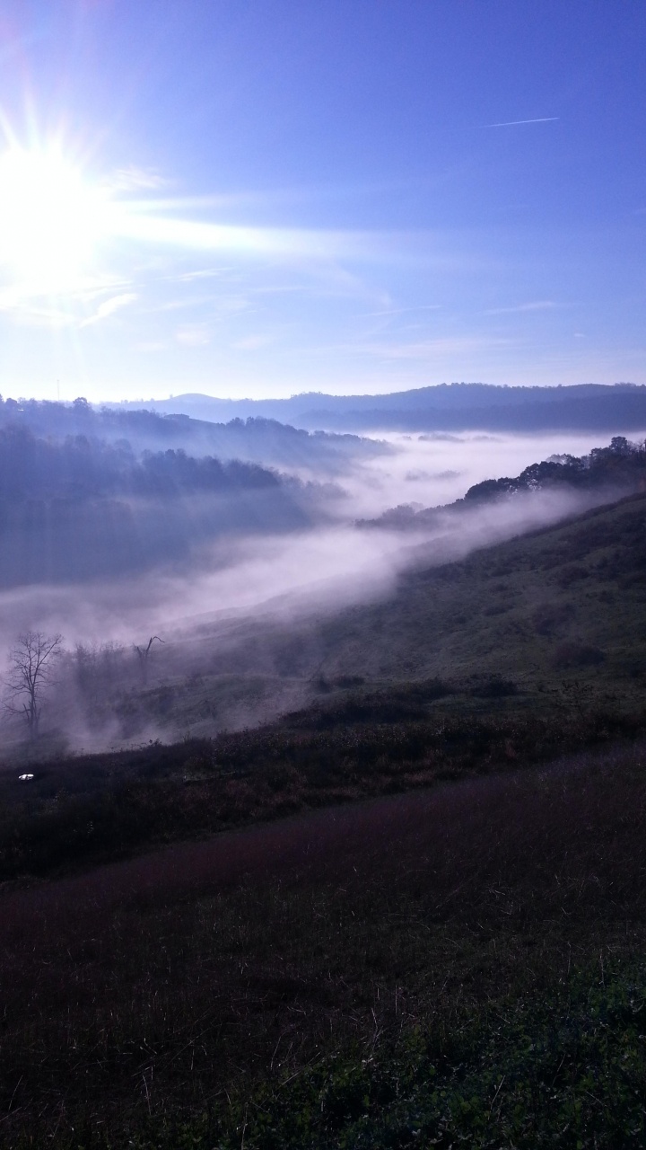 Обои горный рельеф, облако, нагорье, атмосфера, утро в разрешении 720x1280