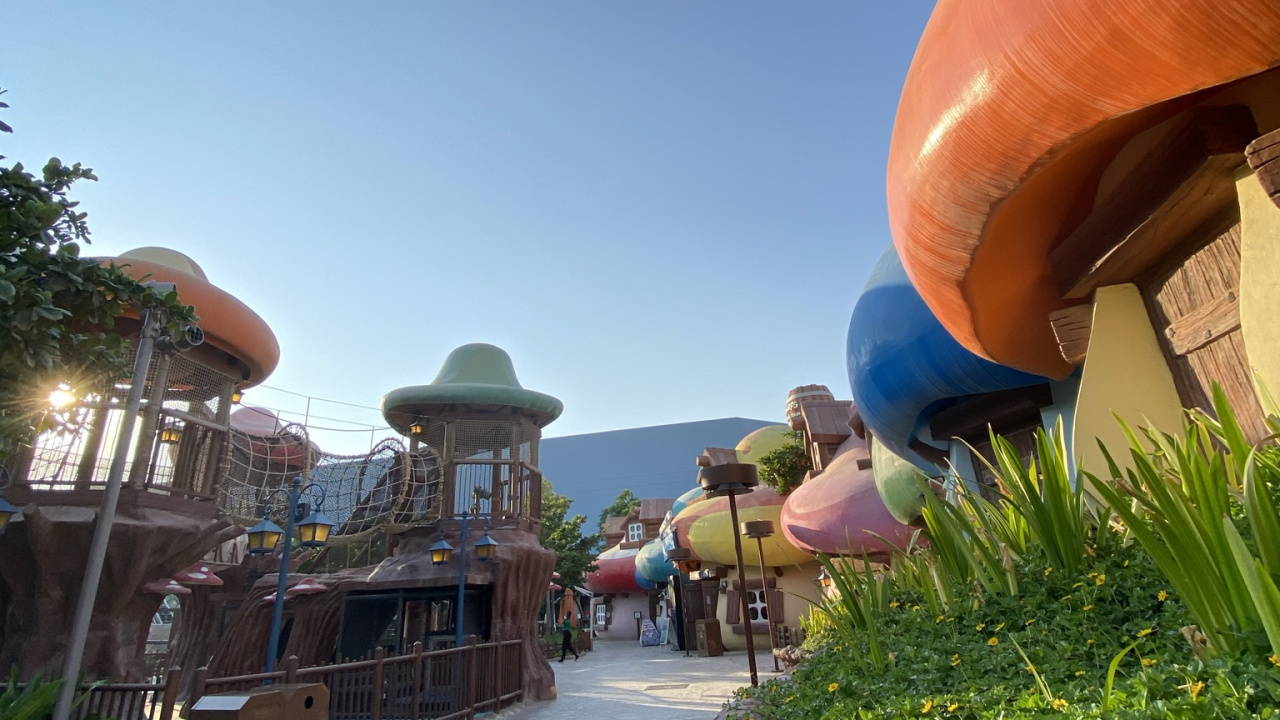 Обои вода, туризм, недвижимость, сад, мусоропровод в разрешении 1280x720