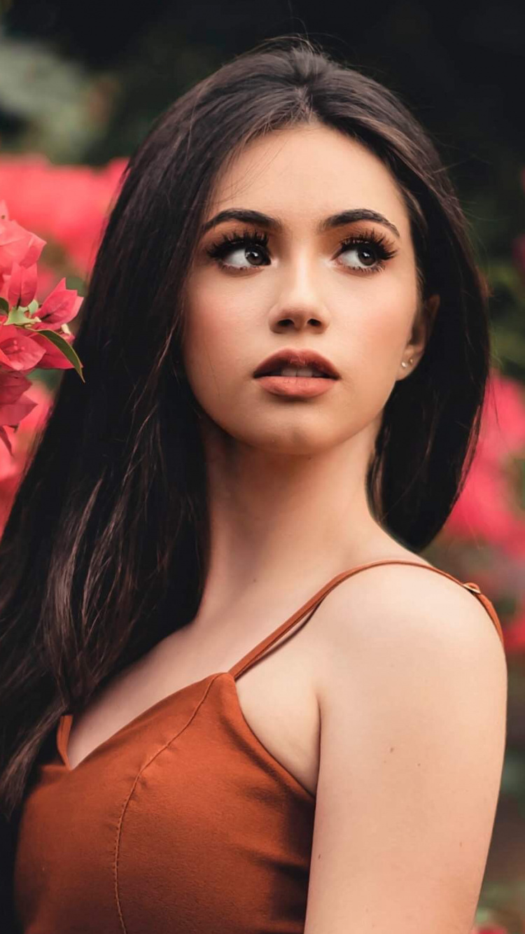 Обои волосы, красный цвет, красота, губа, кожа в разрешении 750x1334