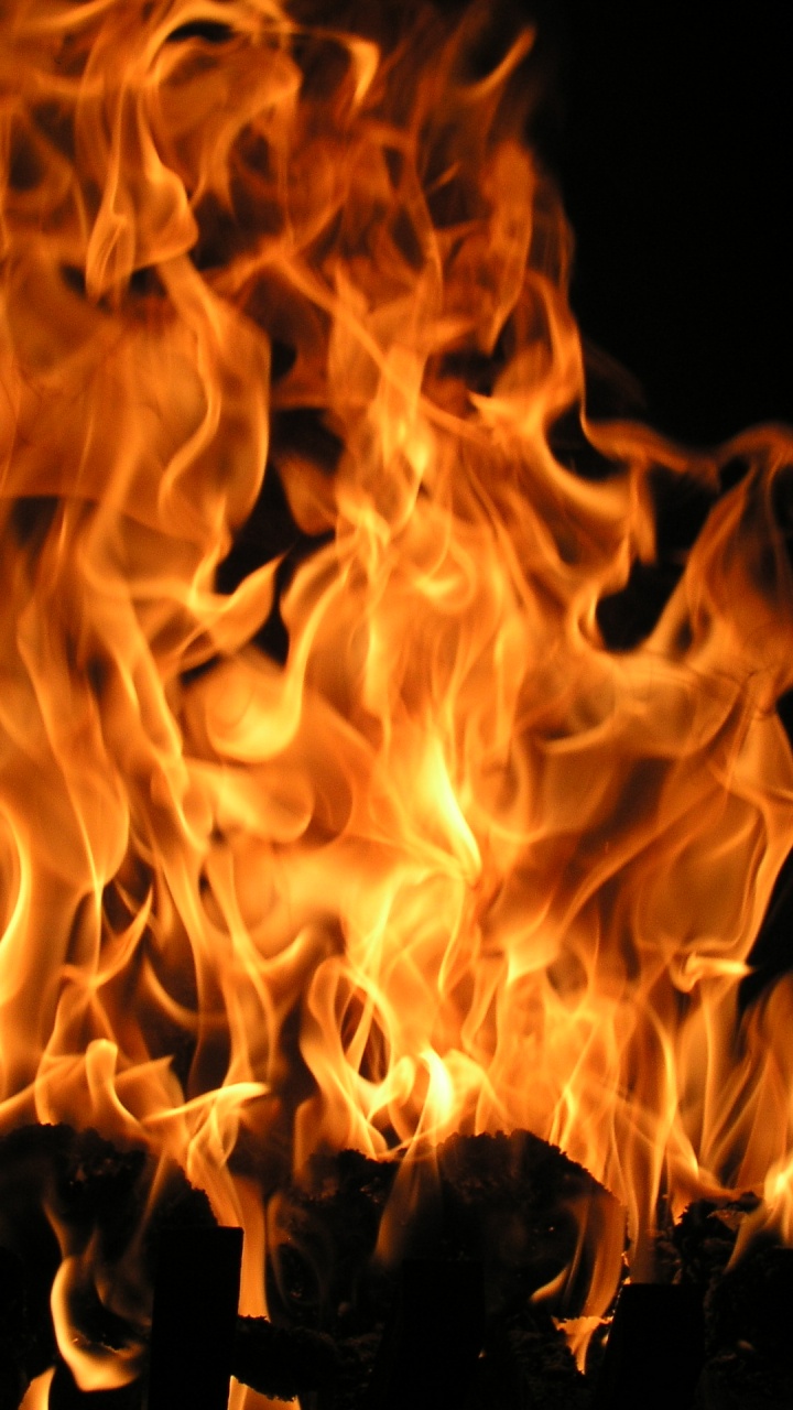 Обои пламя, огонь, тепло, костер, 2013 в разрешении 720x1280