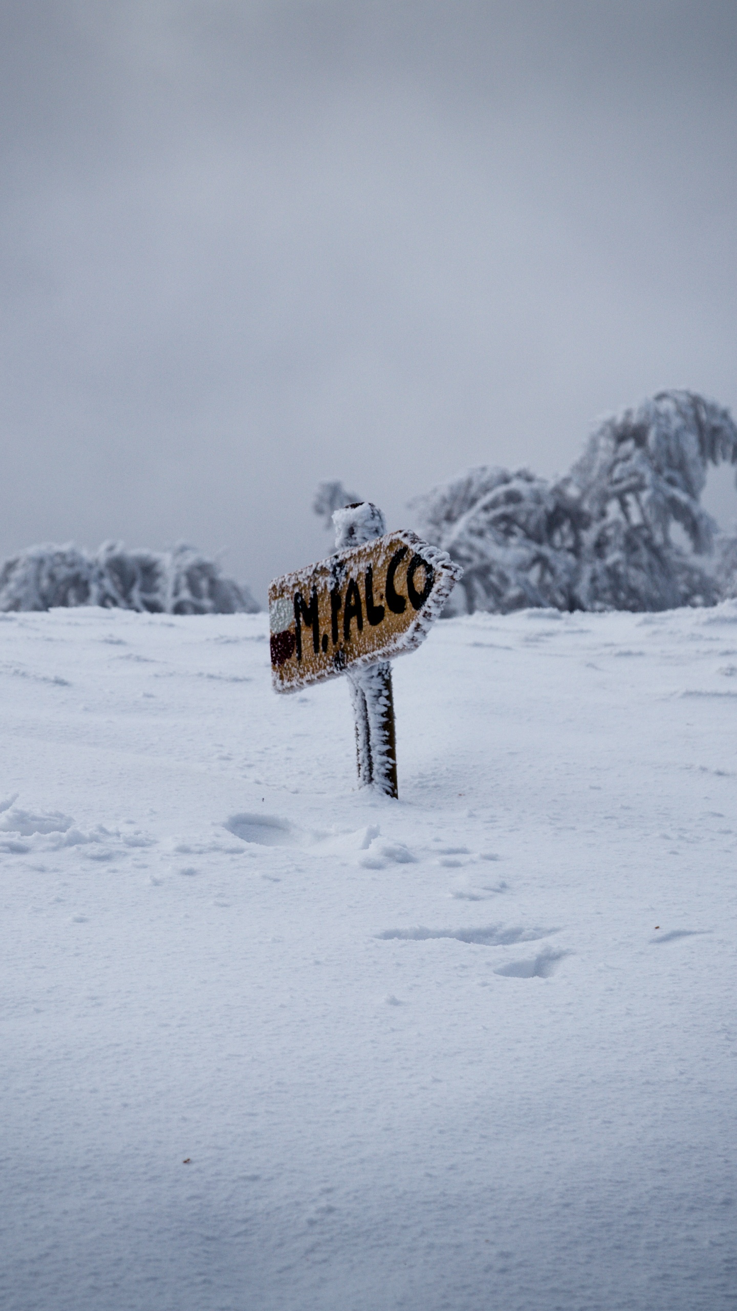 Обои вода, альпинизм, снег, метель, лед в разрешении 1440x2560