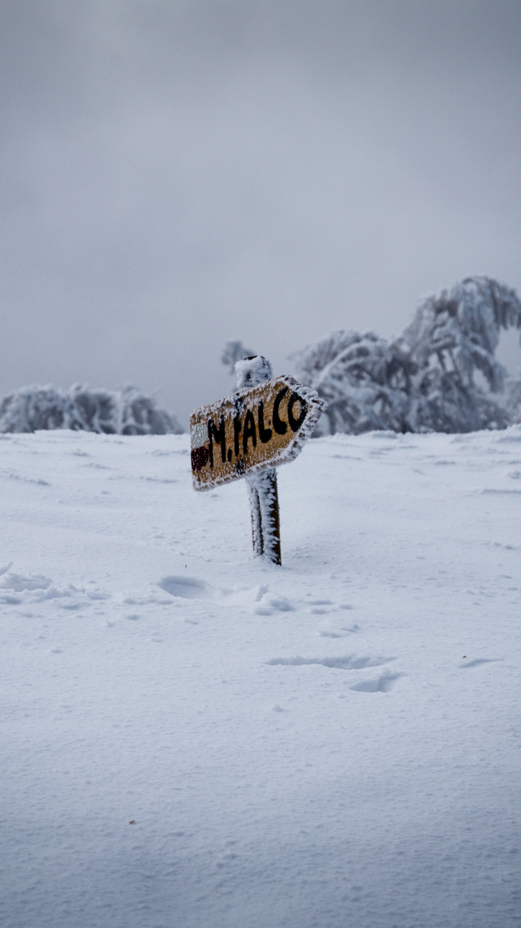 Обои вода, альпинизм, снег, метель, лед в разрешении 750x1334