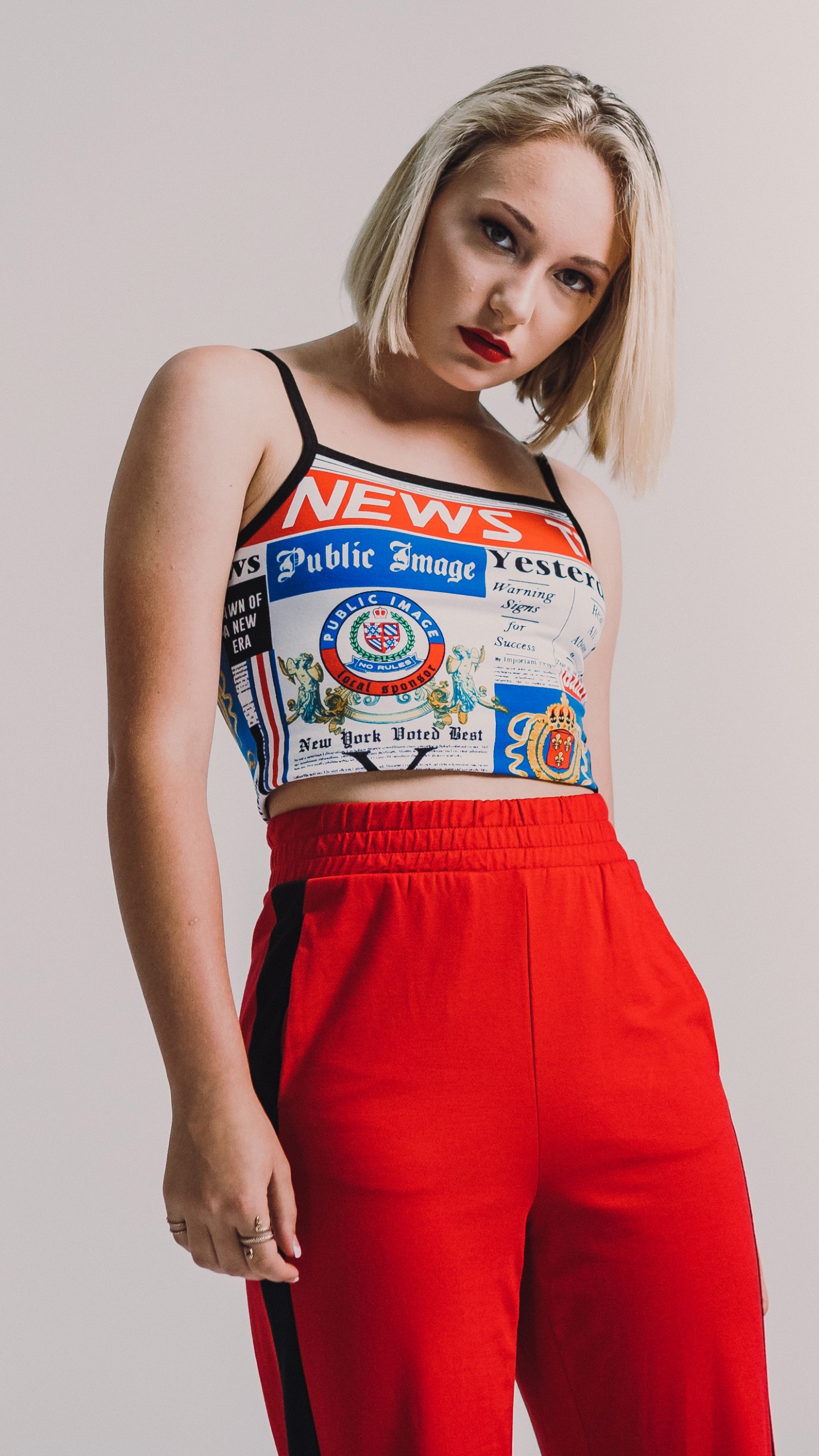 Обои плечо, одежда, Талия, Топ, электрик в разрешении 1440x2560