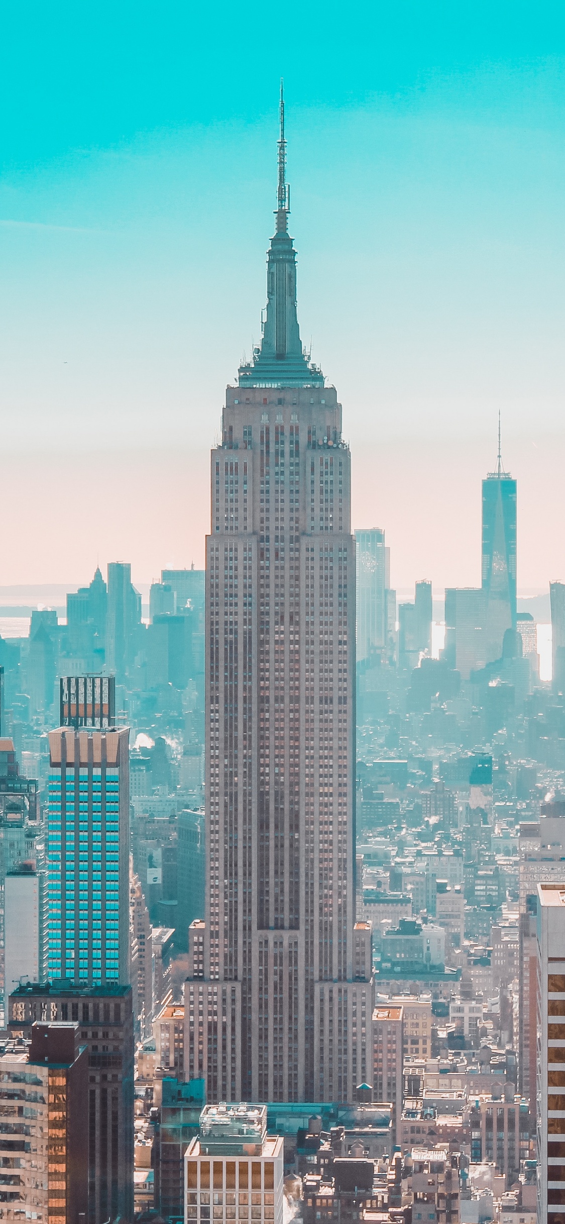 Обои Нью-Йорк, здание, город, городской пейзаж, метрополия в разрешении 1125x2436