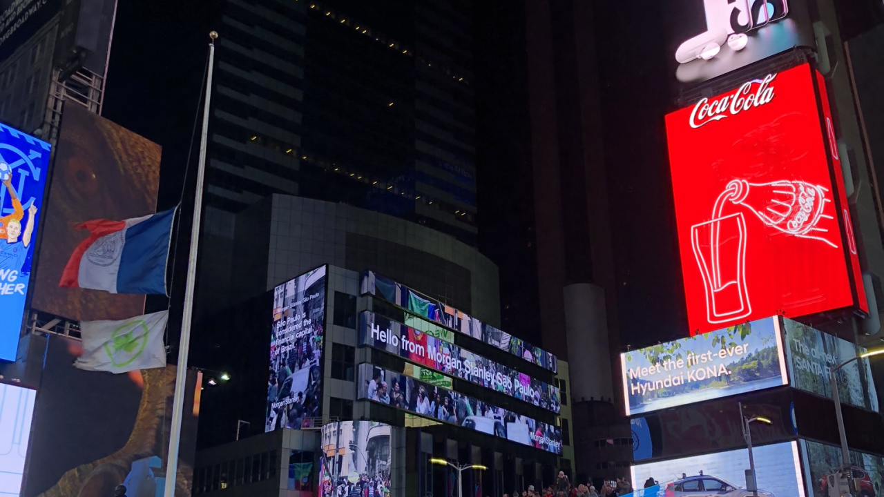 Обои Нью-Йорк, Король, электронные табло, ночь, метрополия в разрешении 1280x720