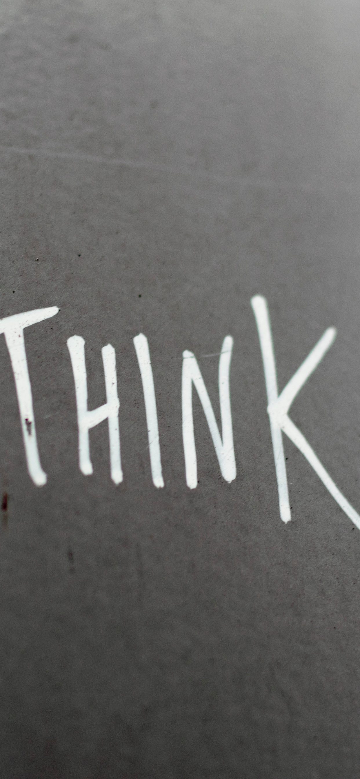 Обои лого, текст, стена, линия, графика в разрешении 1242x2688