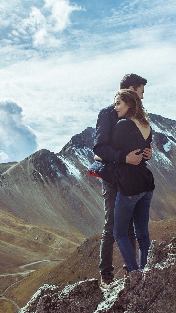 Обои горный рельеф, дикая местность, облако, горный хребет, холм в разрешении 720x1280