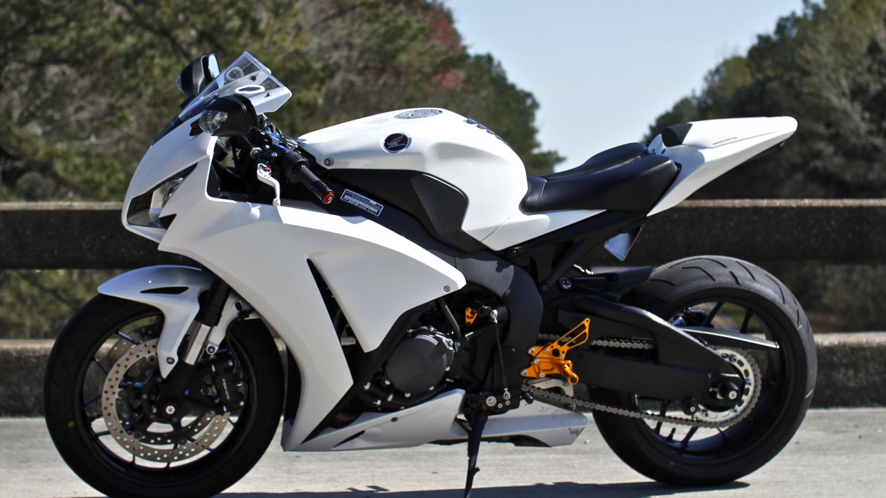 Обои Honda Motor Company, мотоцикл, Обтекатель мотоцикла, авто, обод в разрешении 1280x720