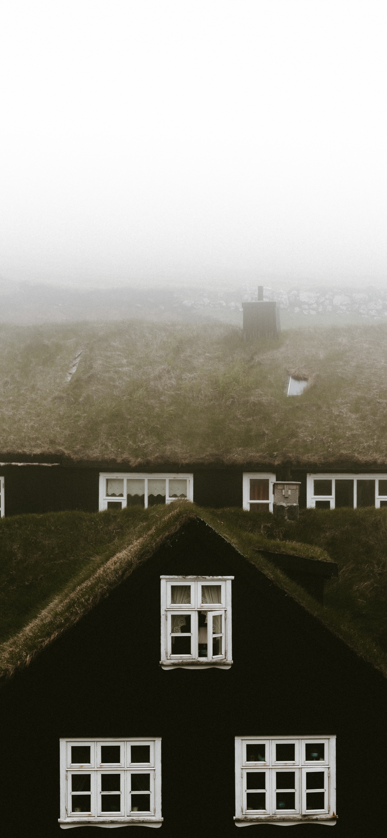 Обои архитектура, текст, утро, дымка, Хаус в разрешении 1242x2688