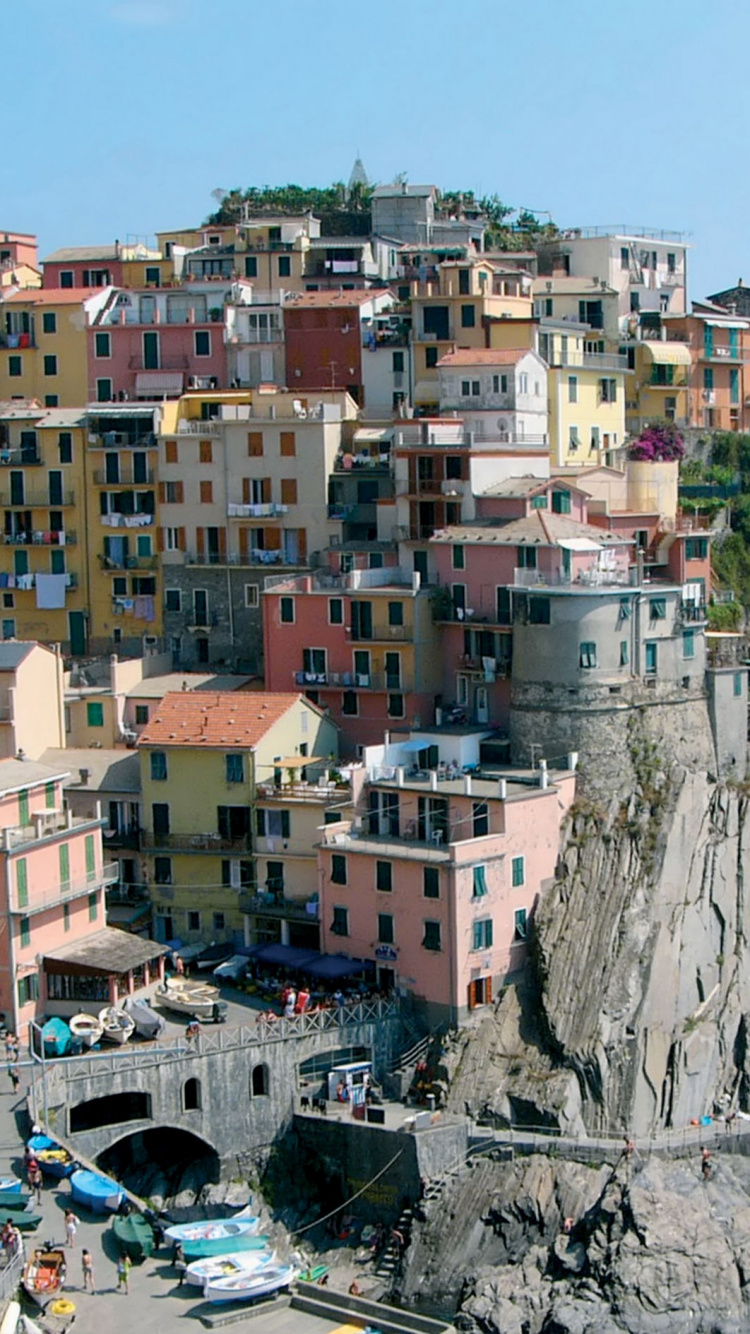 Обои городок, побережье, туризм, море, деревня в разрешении 750x1334