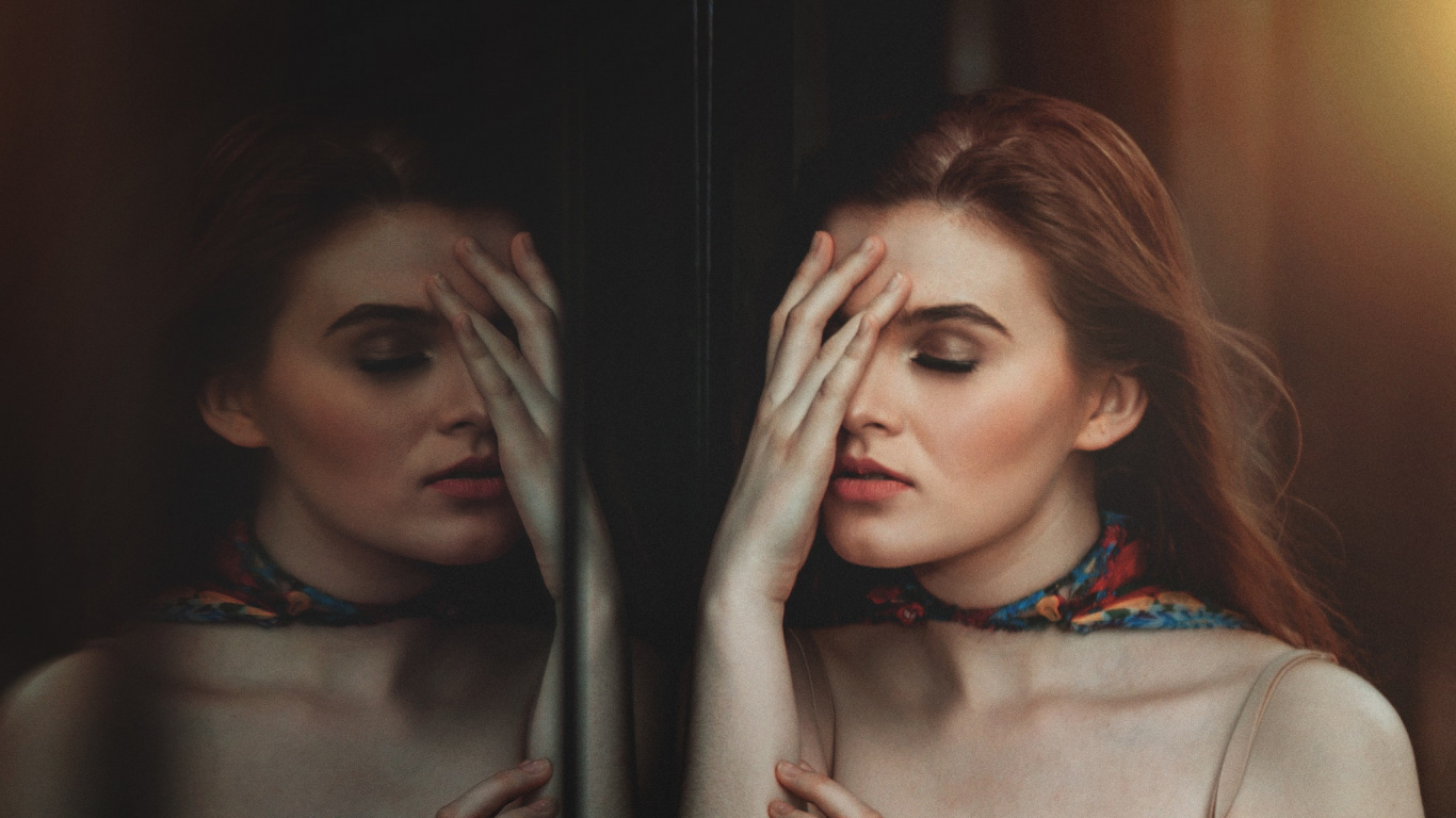 Обои волосы, лицо, губа, бровь, красота в разрешении 1366x768