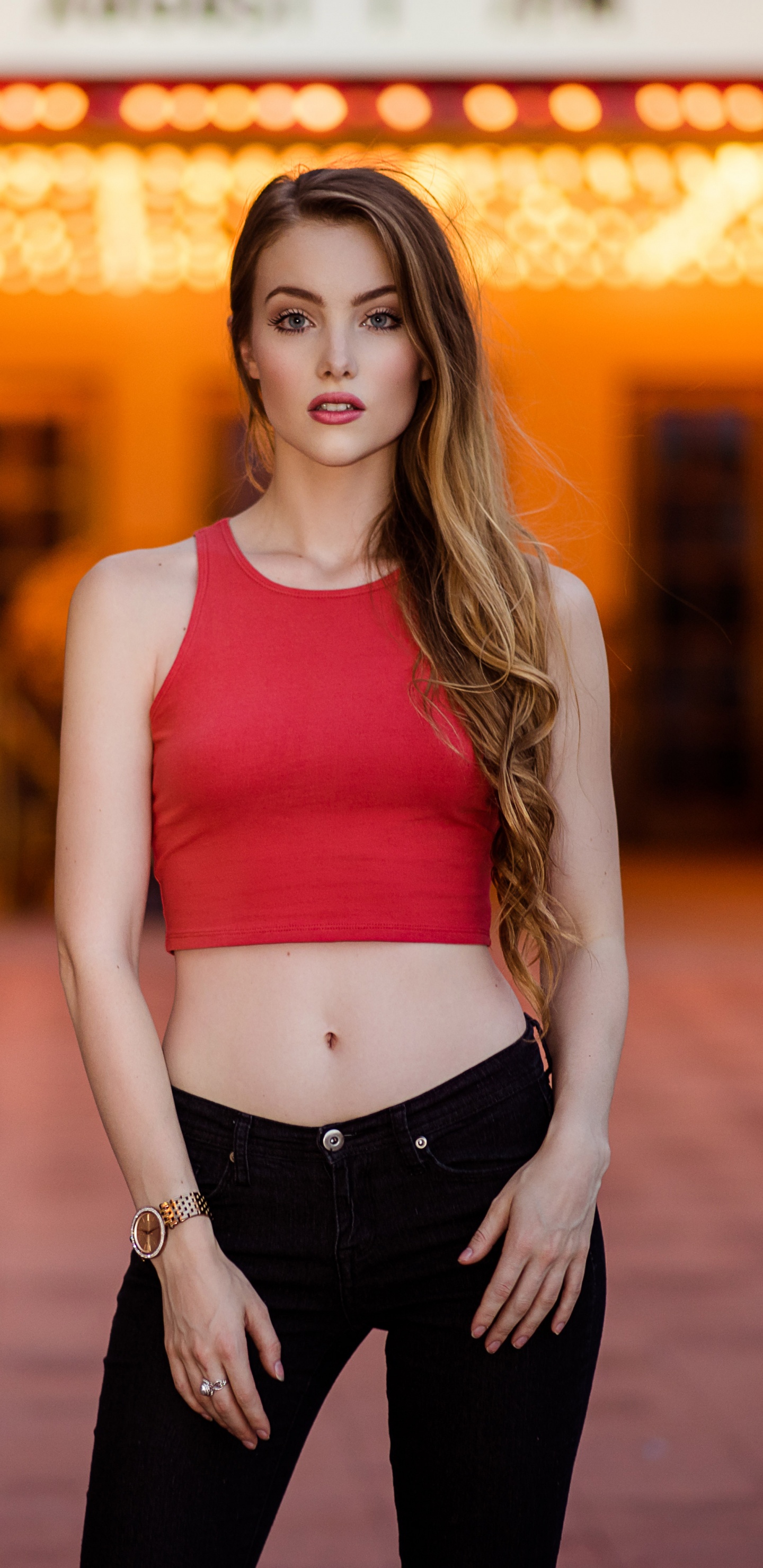 Обои джинсы, фэшн, красота, розовый, желтый в разрешении 1440x2960