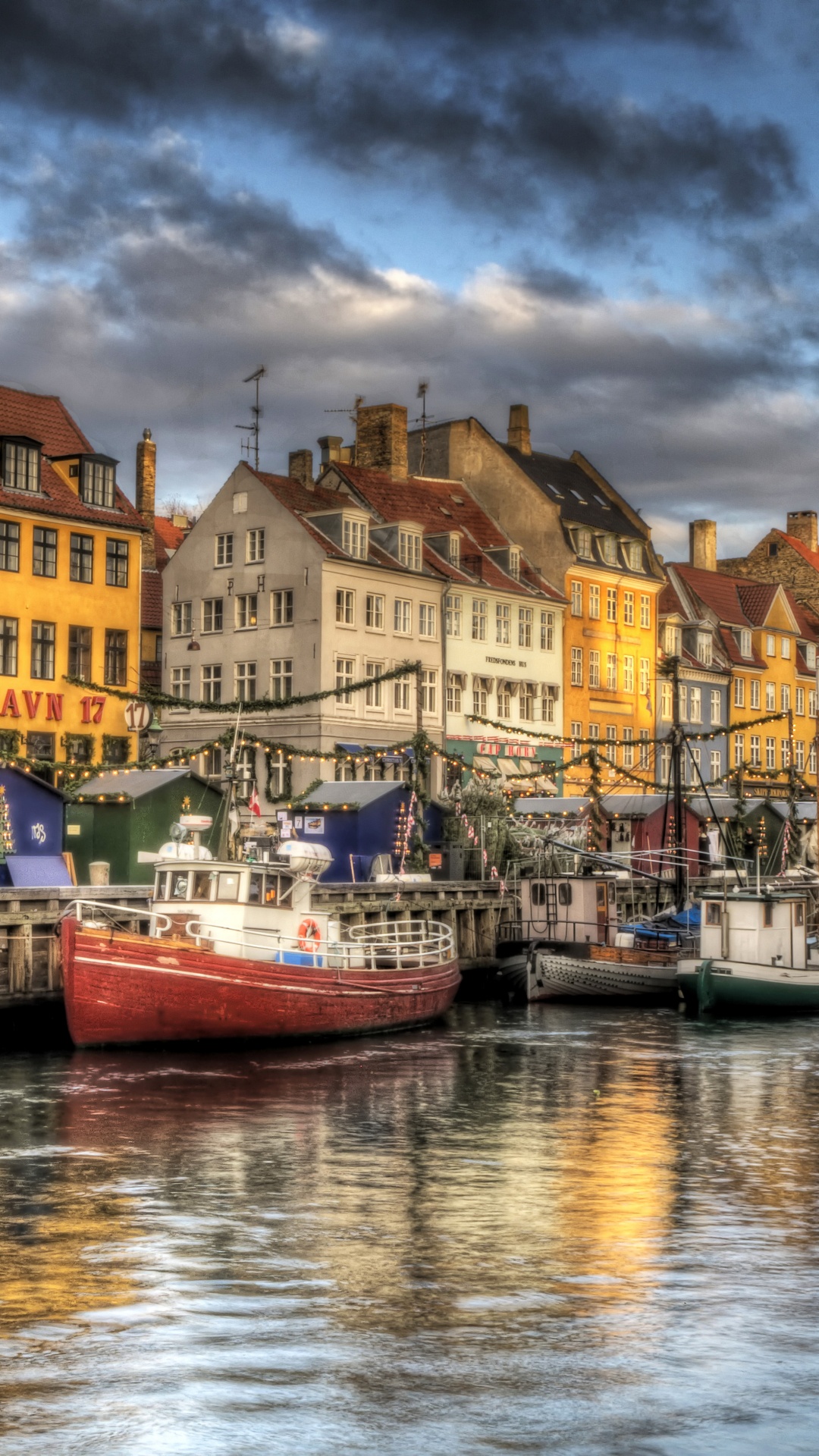 Обои Нюхавн, Копенгаген, перевозка воды, водоем, водный путь в разрешении 1080x1920