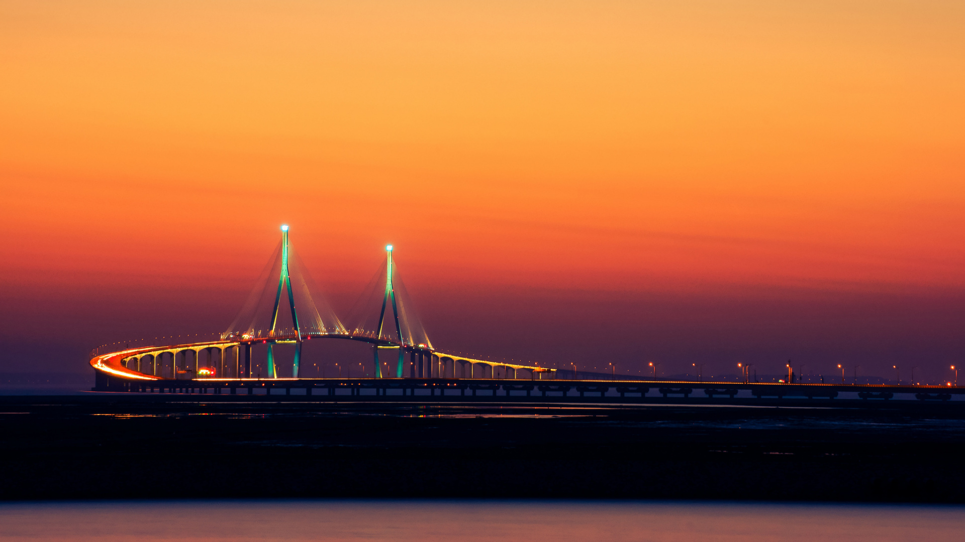 Обои закат, сумрак, мост, горизонт, вода в разрешении 1920x1080