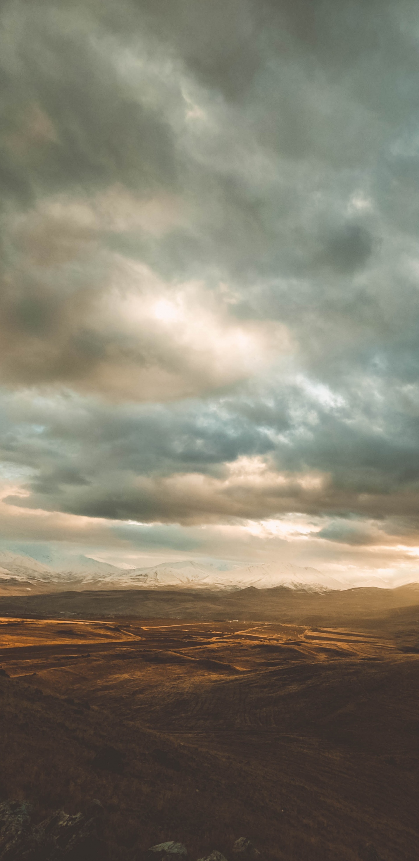 Обои Армения, облако, природа, атмосфера, нагорье в разрешении 1440x2960