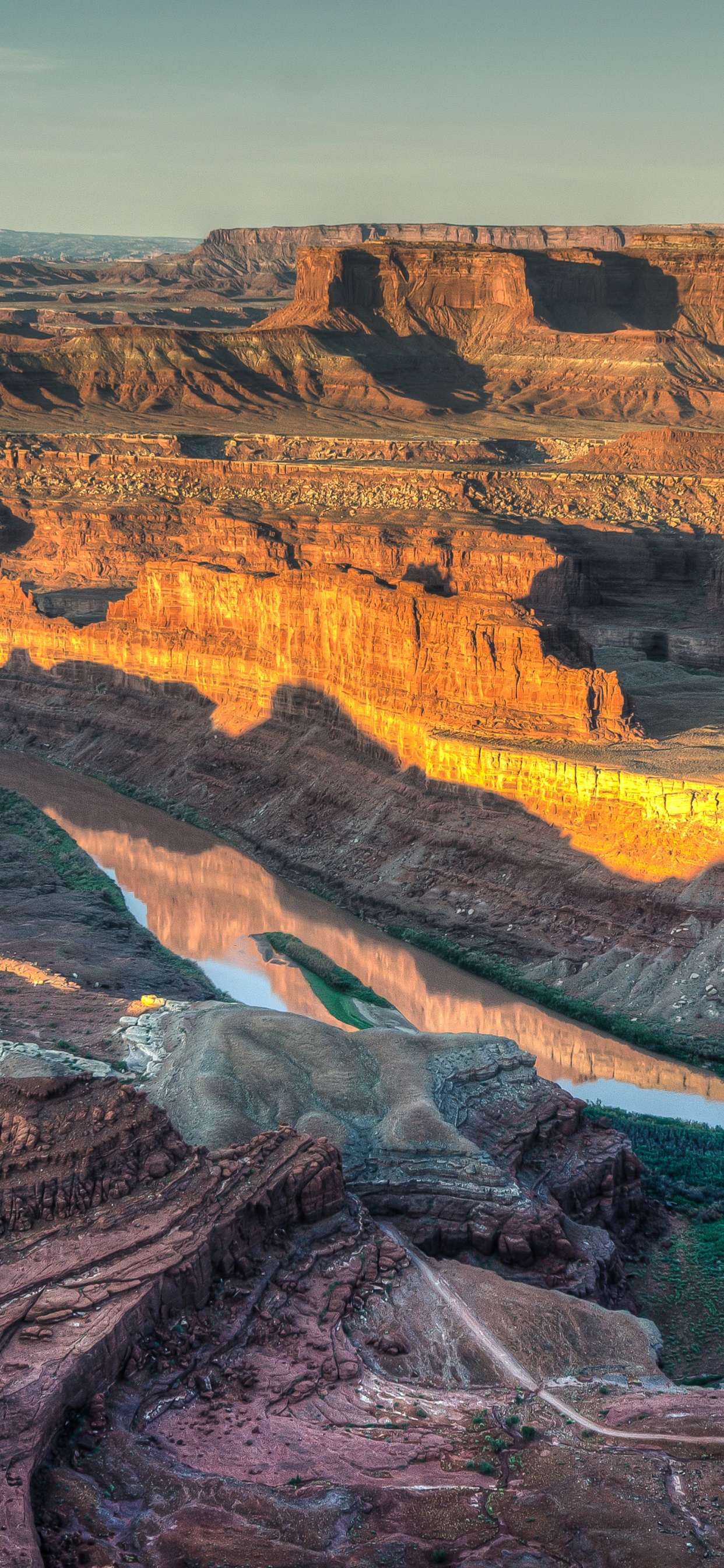 Обои бесплодные земли, геология, каньон, формирование, национальный парк в разрешении 1242x2688