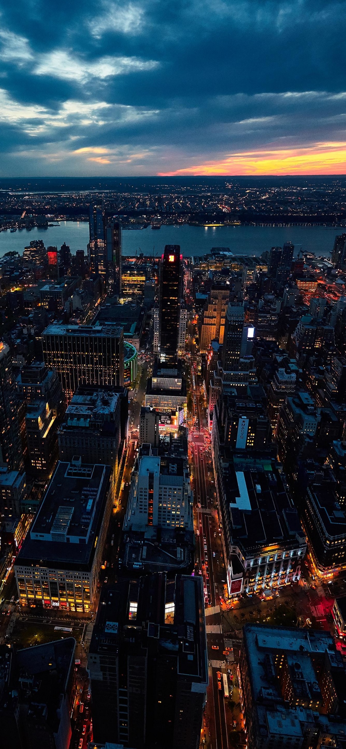 Обои макбук Эйр, Apple МасВоок Pro, яблоко, облако, вода в разрешении 1125x2436