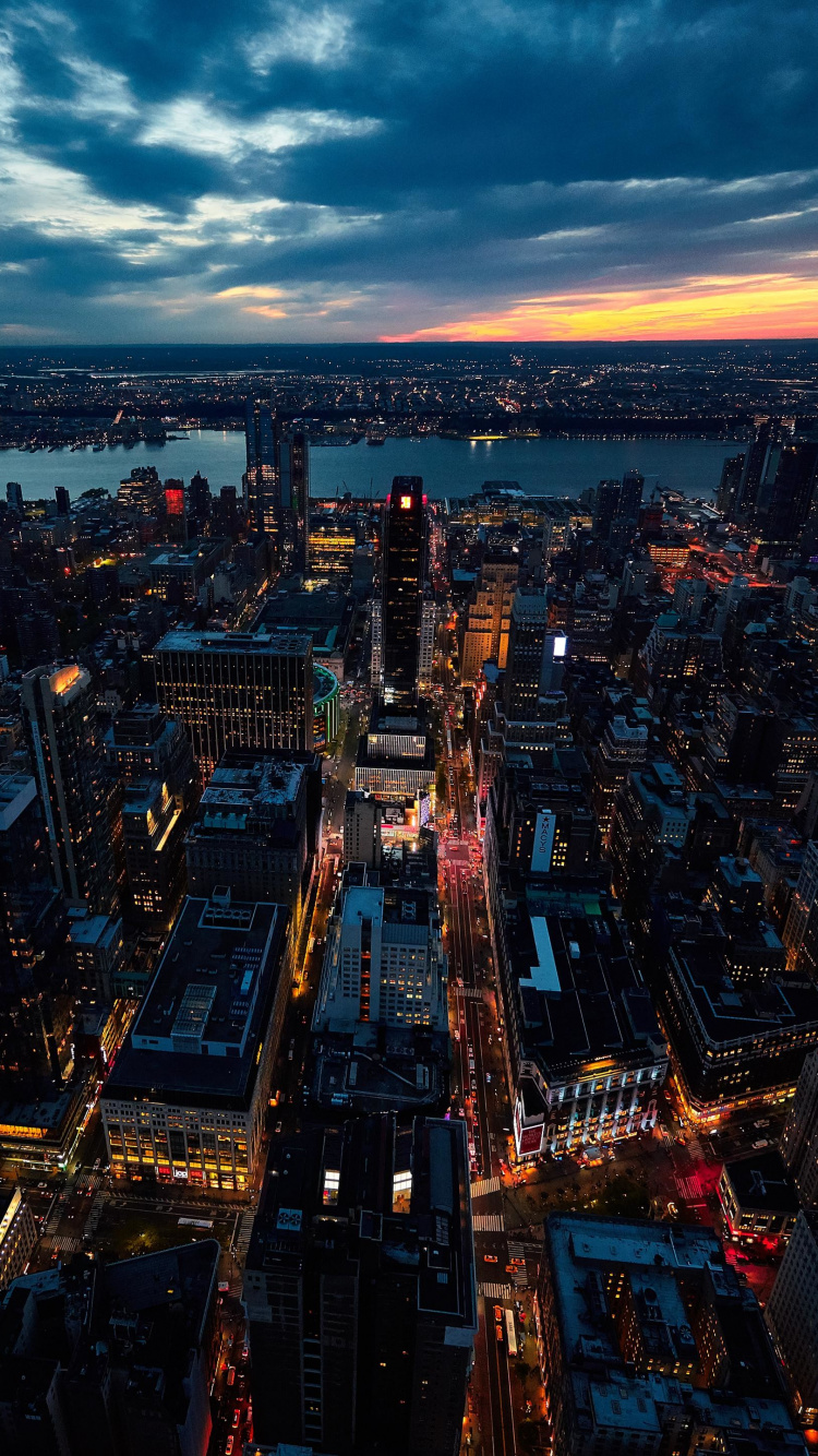 Обои макбук Эйр, Apple МасВоок Pro, яблоко, облако, вода в разрешении 750x1334