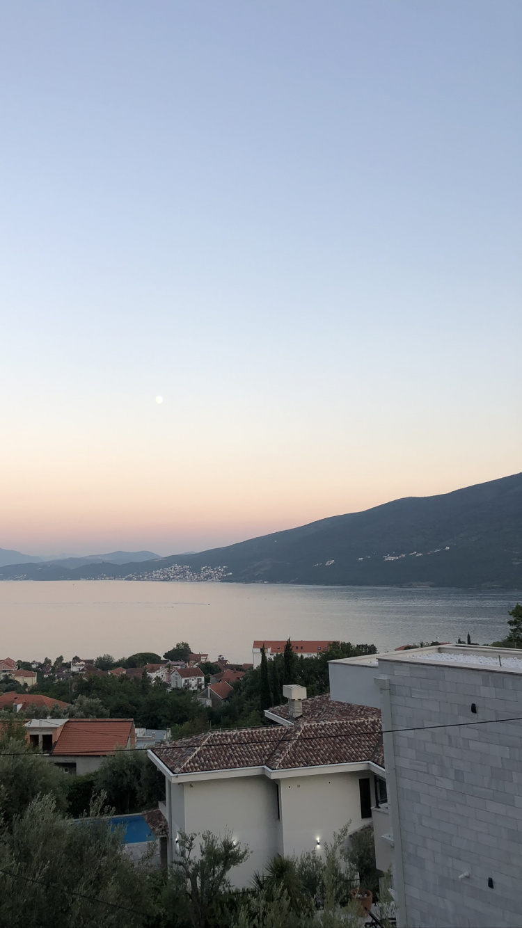 Обои нагорье, пейзаж, горизонт, Банк, холм в разрешении 750x1334