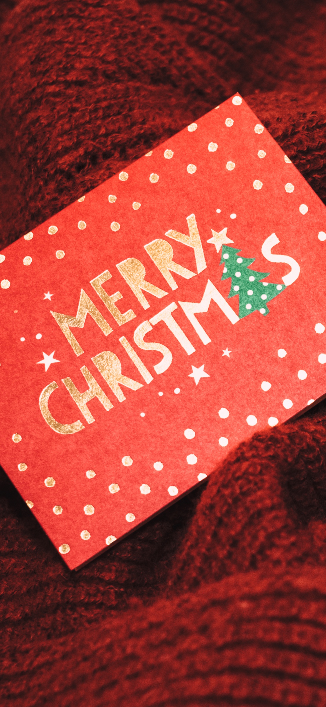Обои Рождественский день, Санта-Клаус, Рождественская открытка, Новый год, праздник в разрешении 1125x2436