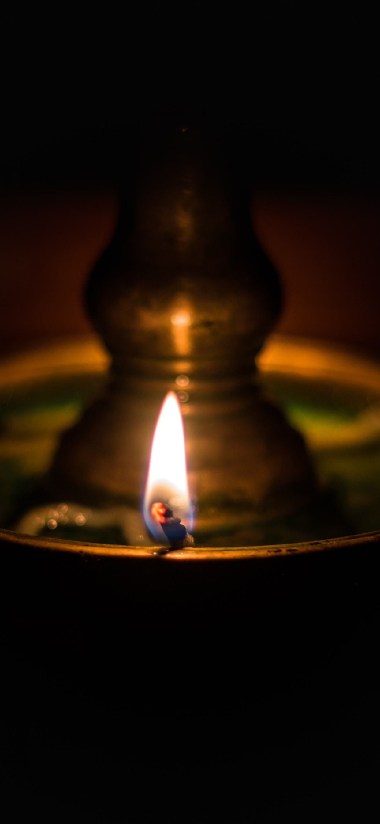 Обои фитиль, Лампа, масляная Лампа, свет, освещение в разрешении 1242x2688