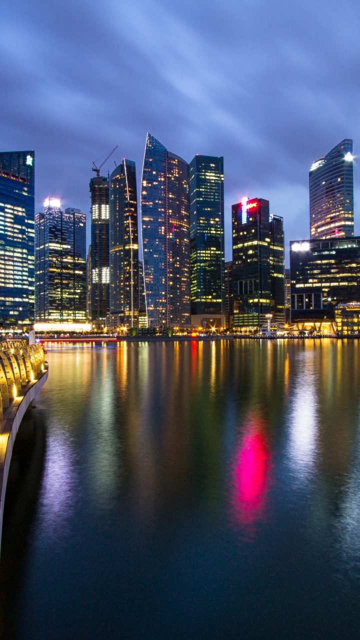 Обои Сады у залива, вода, небоскреб, здание, облако в разрешении 720x1280