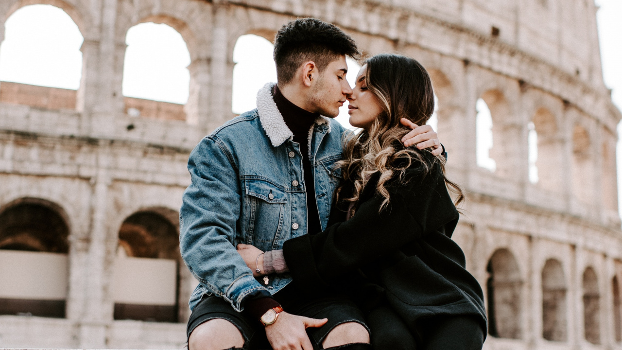 Обои Колизей, роман, медовый месяц, взаимодействие, любовь в разрешении 1280x720