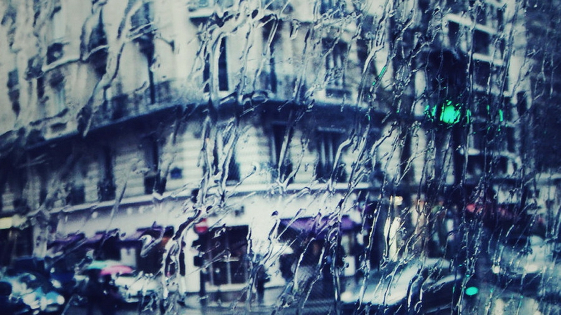 Обои вода, стена, отражение, свет, Метрополис в разрешении 1920x1080