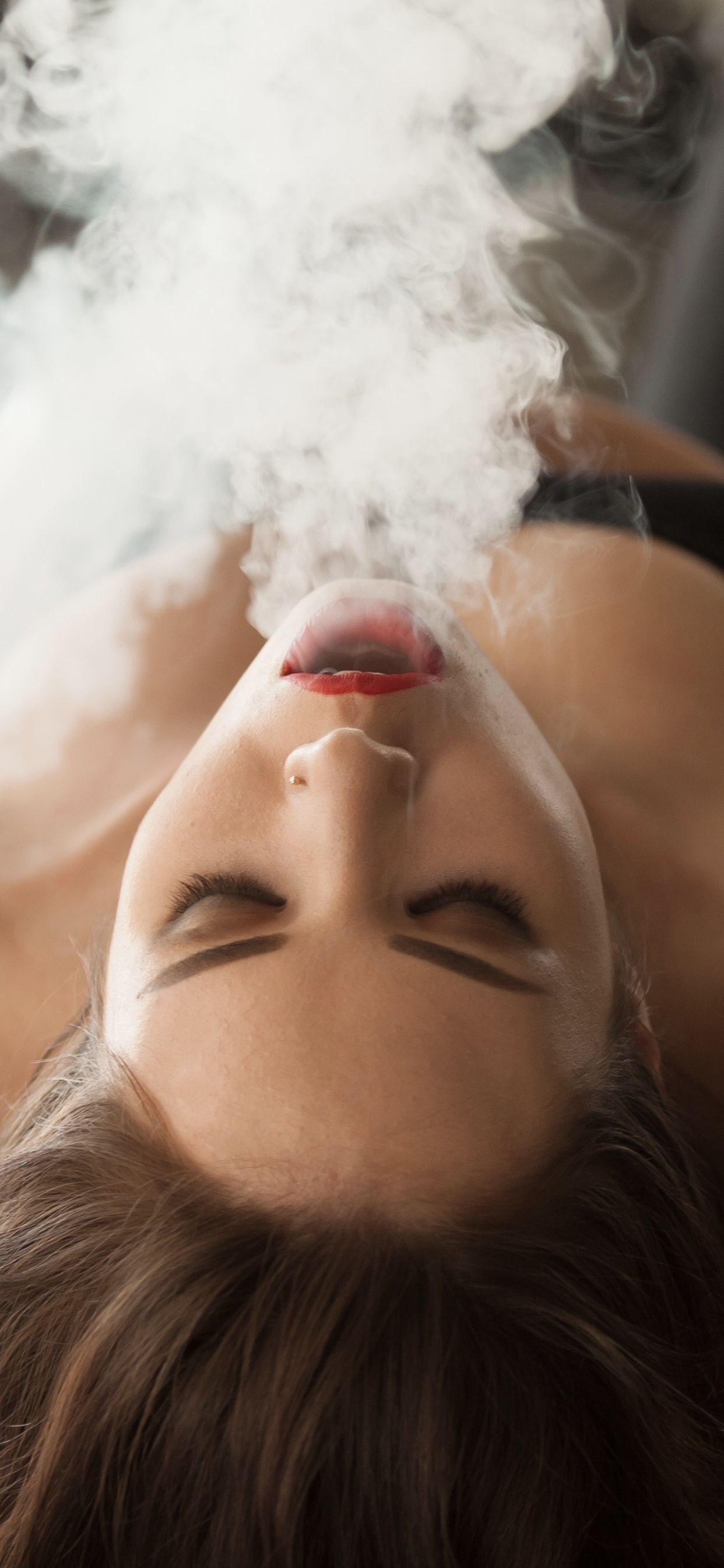 Обои курение, сигарета, девушка курить, девушка, Курение табака в разрешении 1242x2688